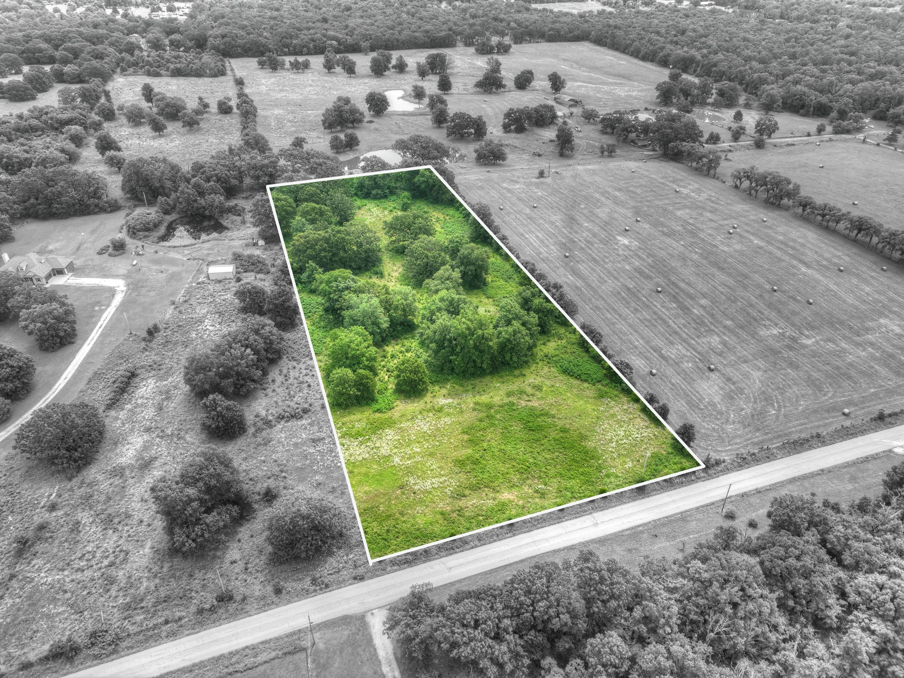 000 State Line Road Property Photo 4