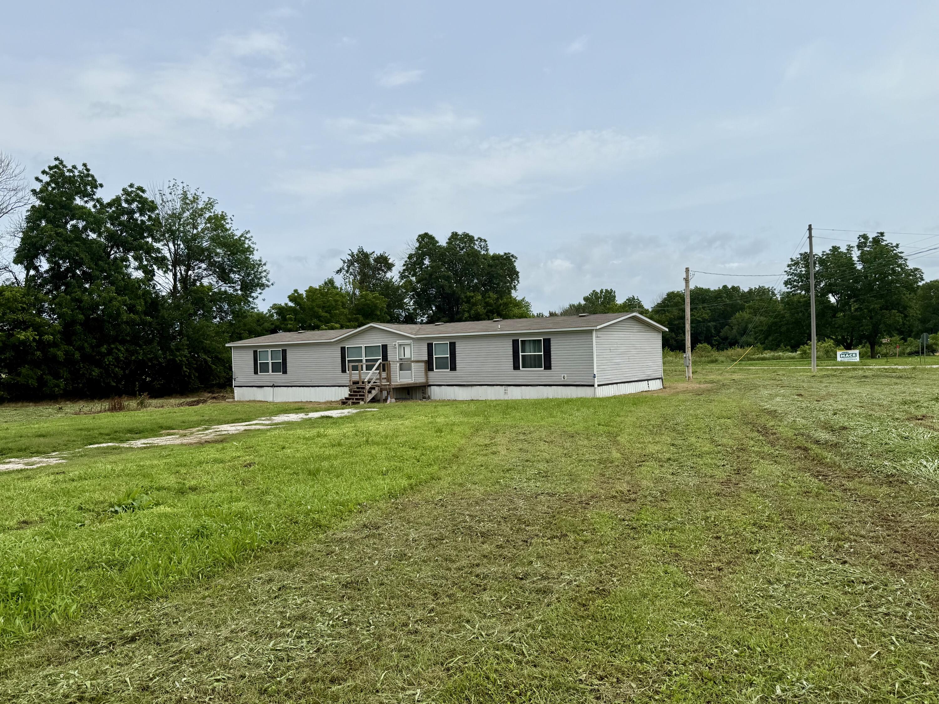 12950 Highway M Property Photo 2