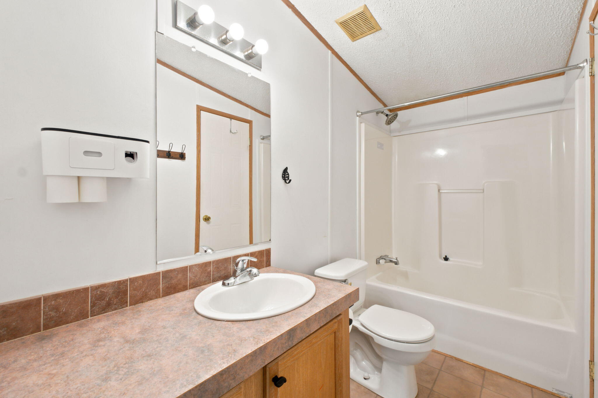 7918 West State Highway 86 Property Photo 31