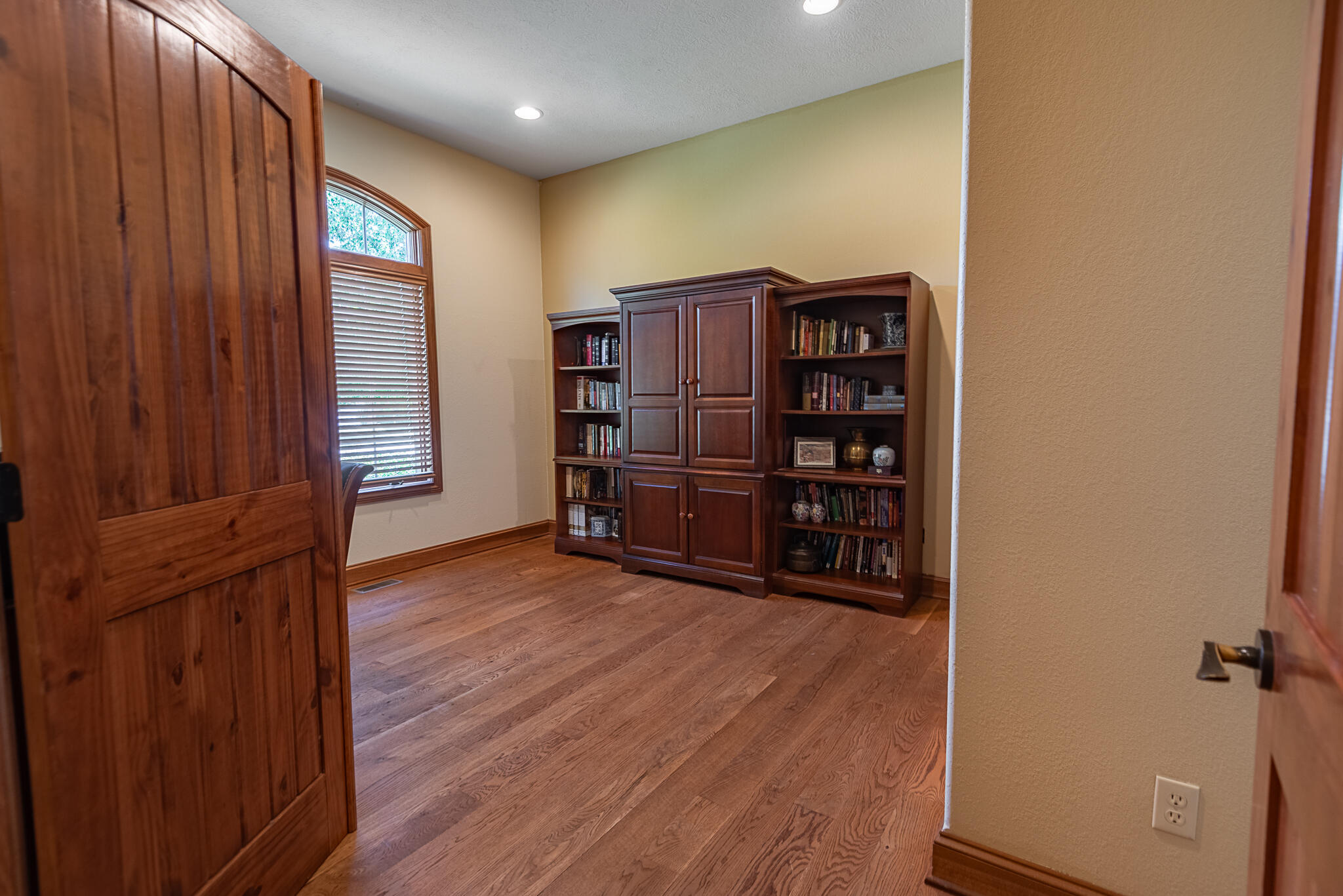 4515 South Forest Avenue Property Photo 18