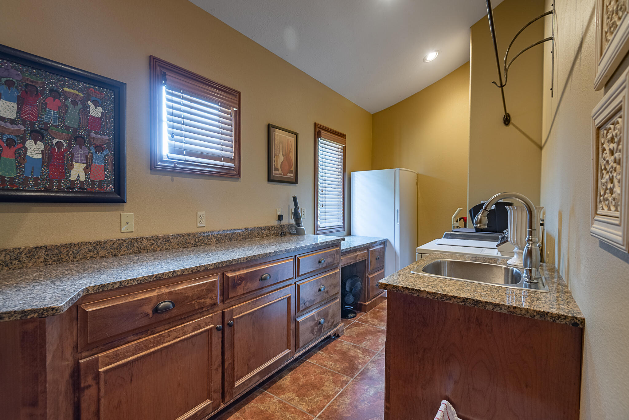 4515 South Forest Avenue Property Photo 29