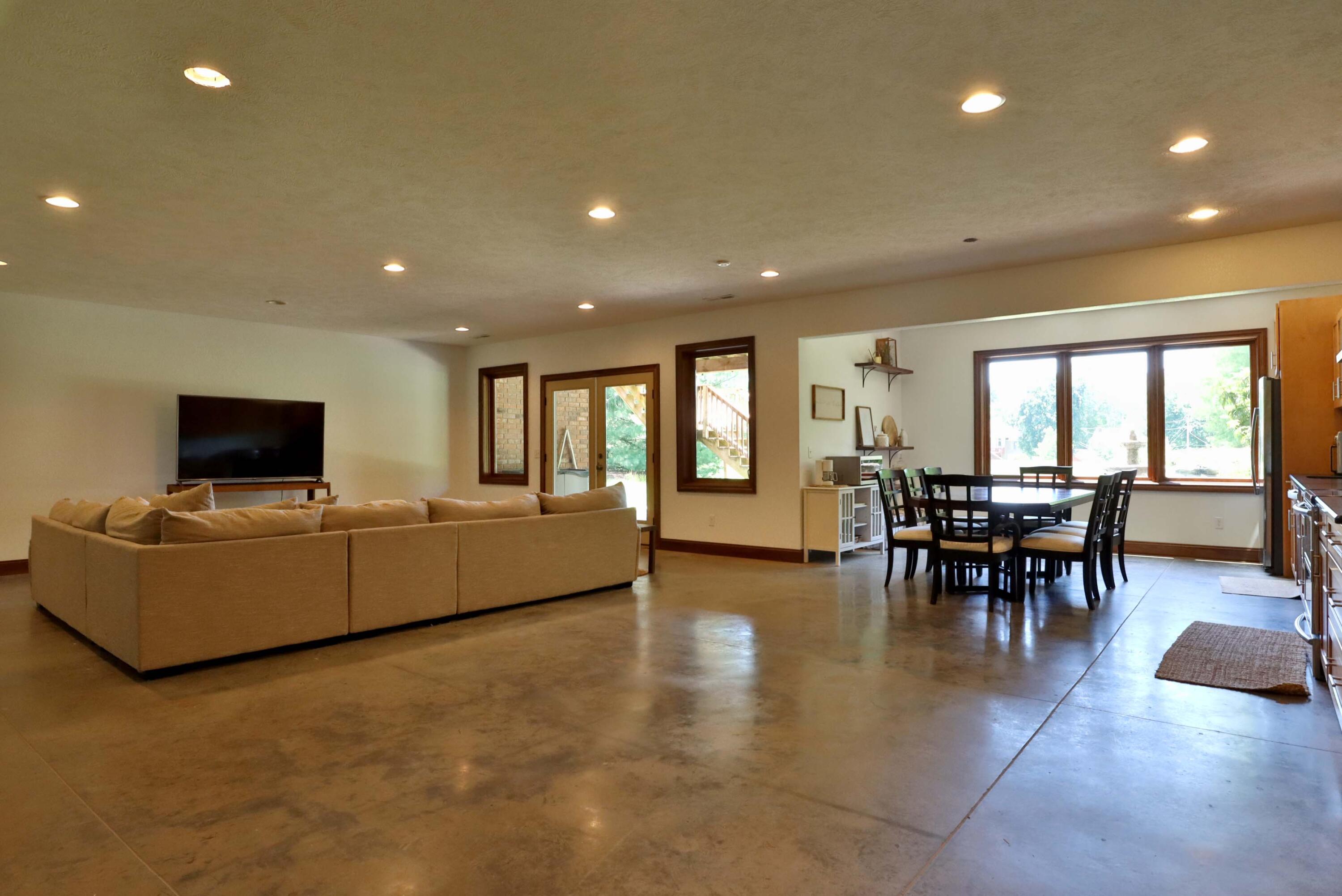 4515 South Forest Avenue Property Photo 50