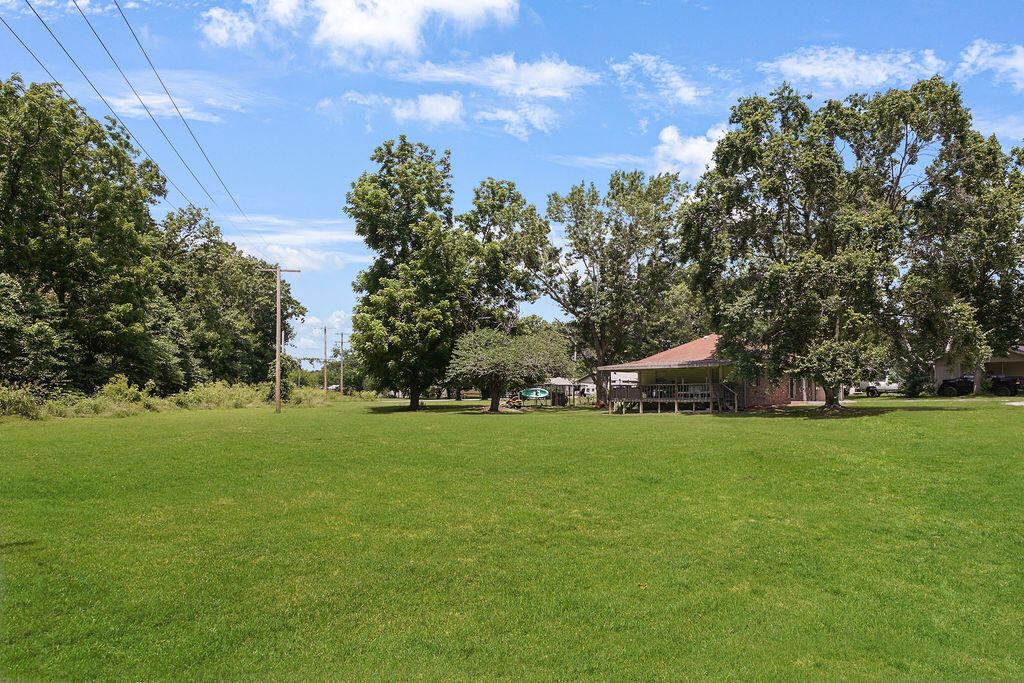 1919 Kay Drive Property Photo 4