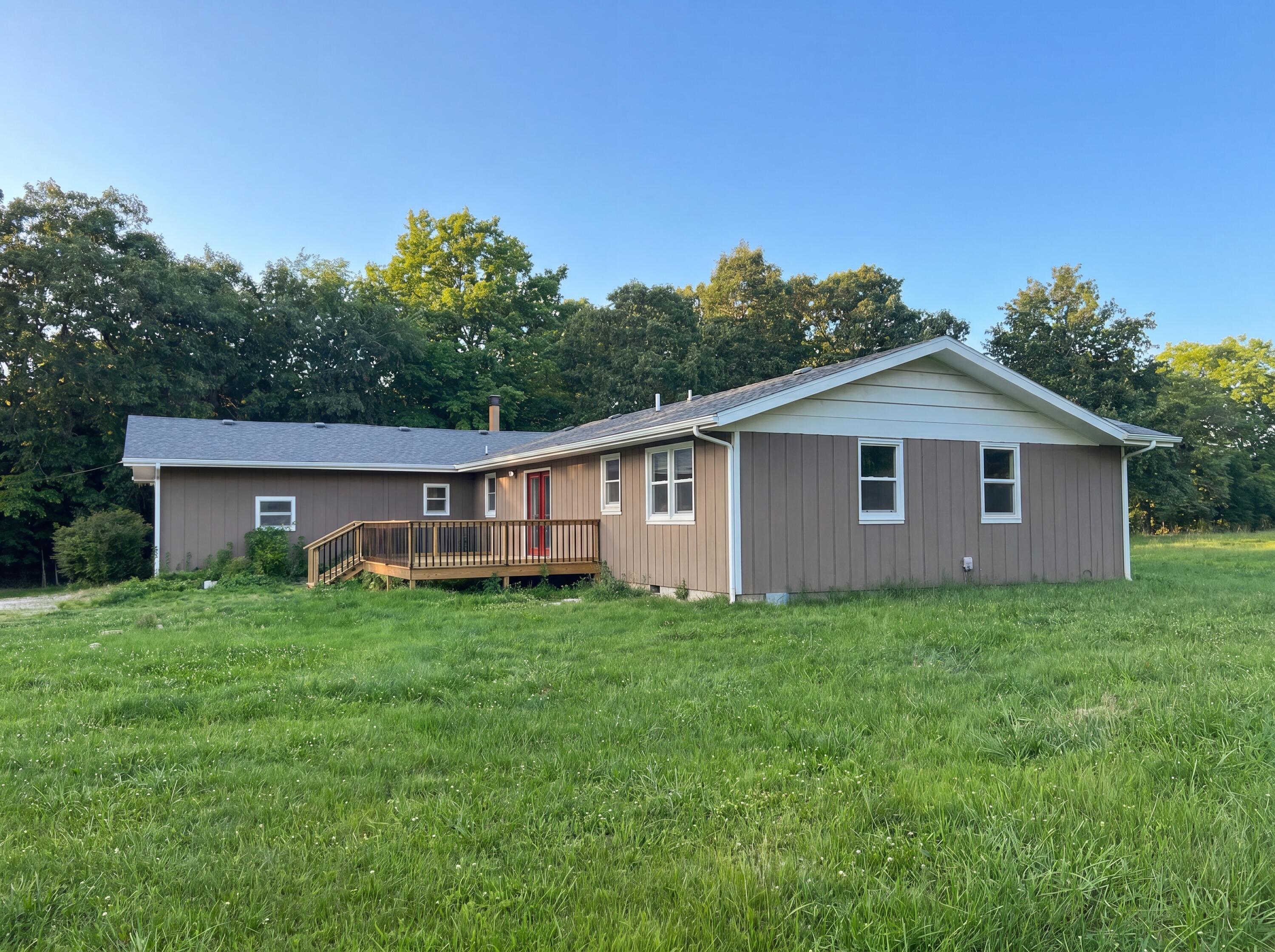 3440 Reed Road Property Photo 5