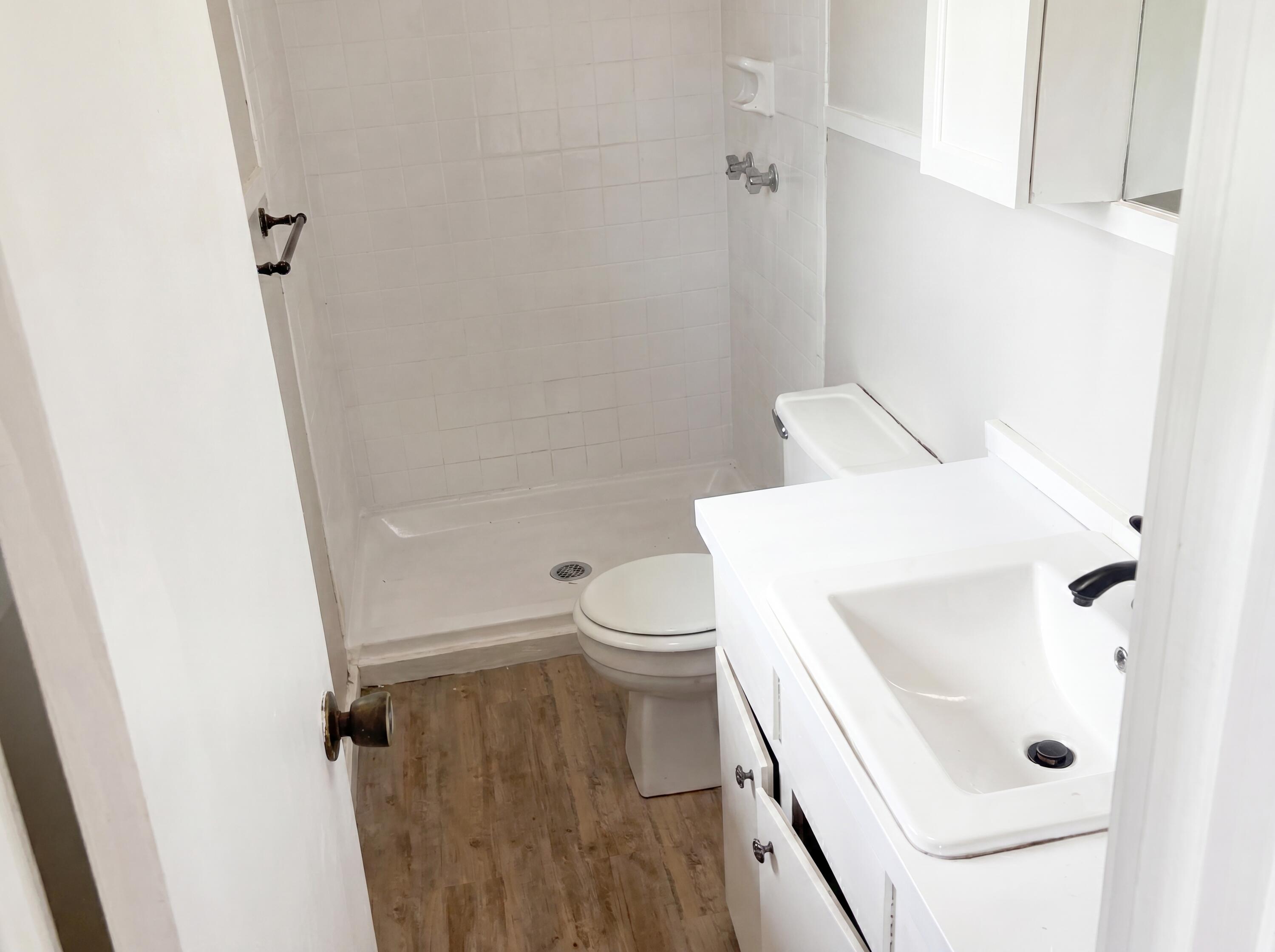 3440 Reed Road Property Photo 12