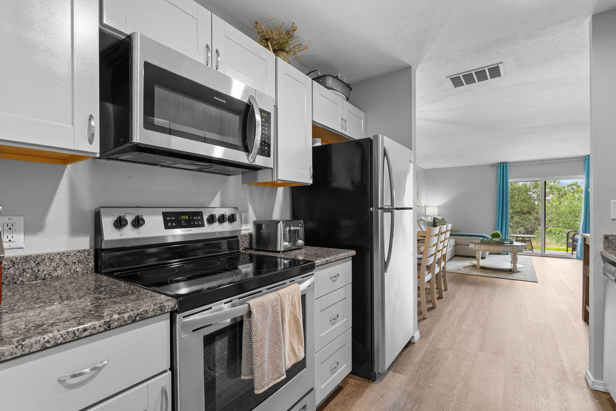 2901 Vineyards Parkway 1 Property Photo 12
