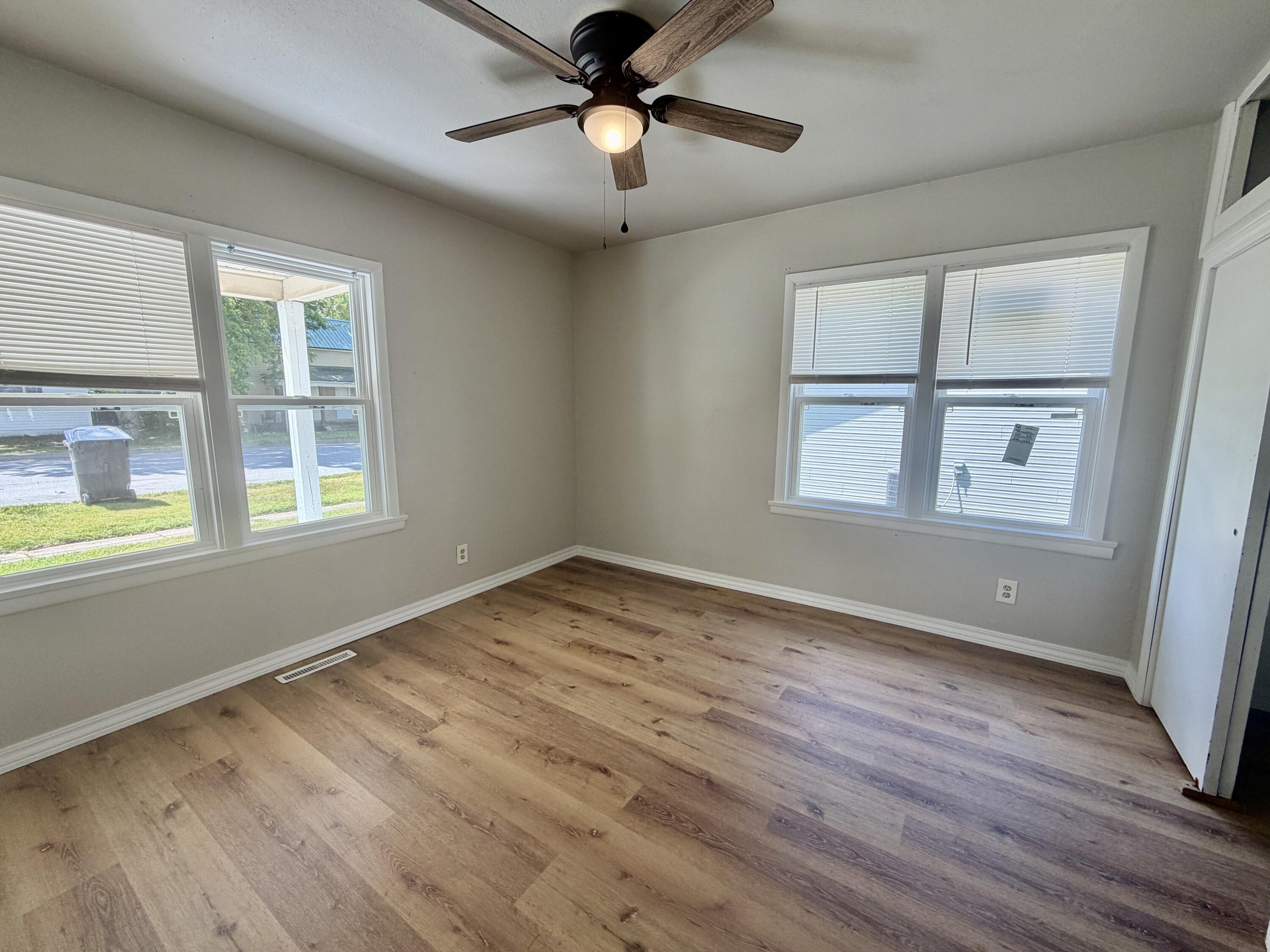 1001 West Cass Avenue Property Photo 41
