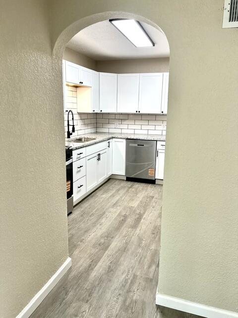 1607 North Kentwood Avenue Property Photo 5