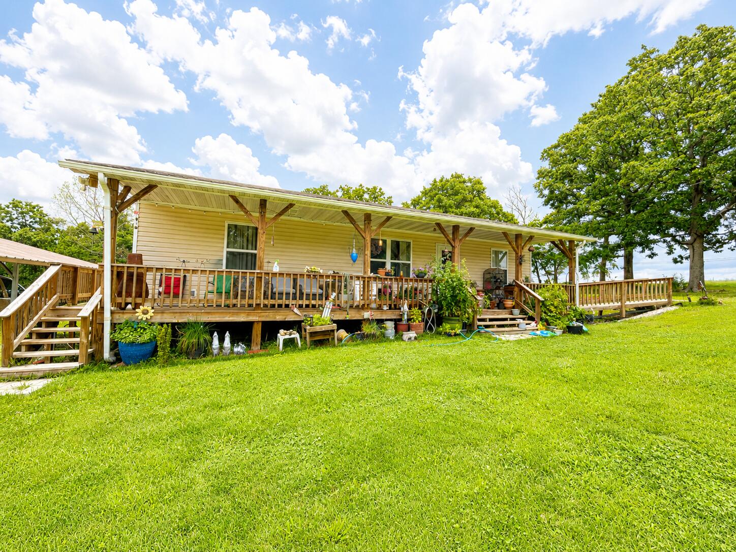 2843 South State Highway 5 Property Photo 10