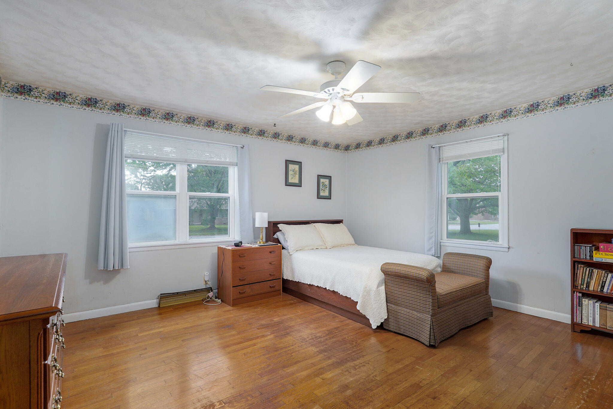 628 West Westview Street Property Photo 17