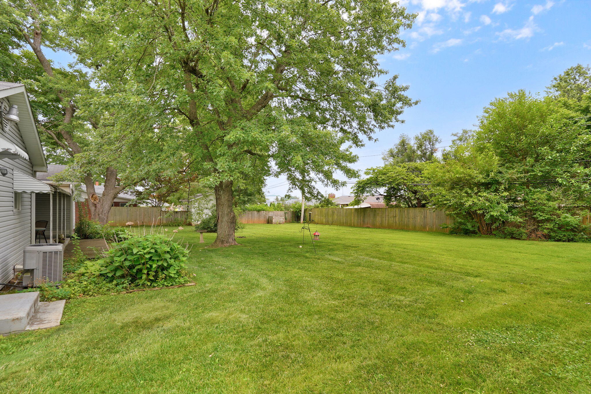 628 West Westview Street Property Photo 28