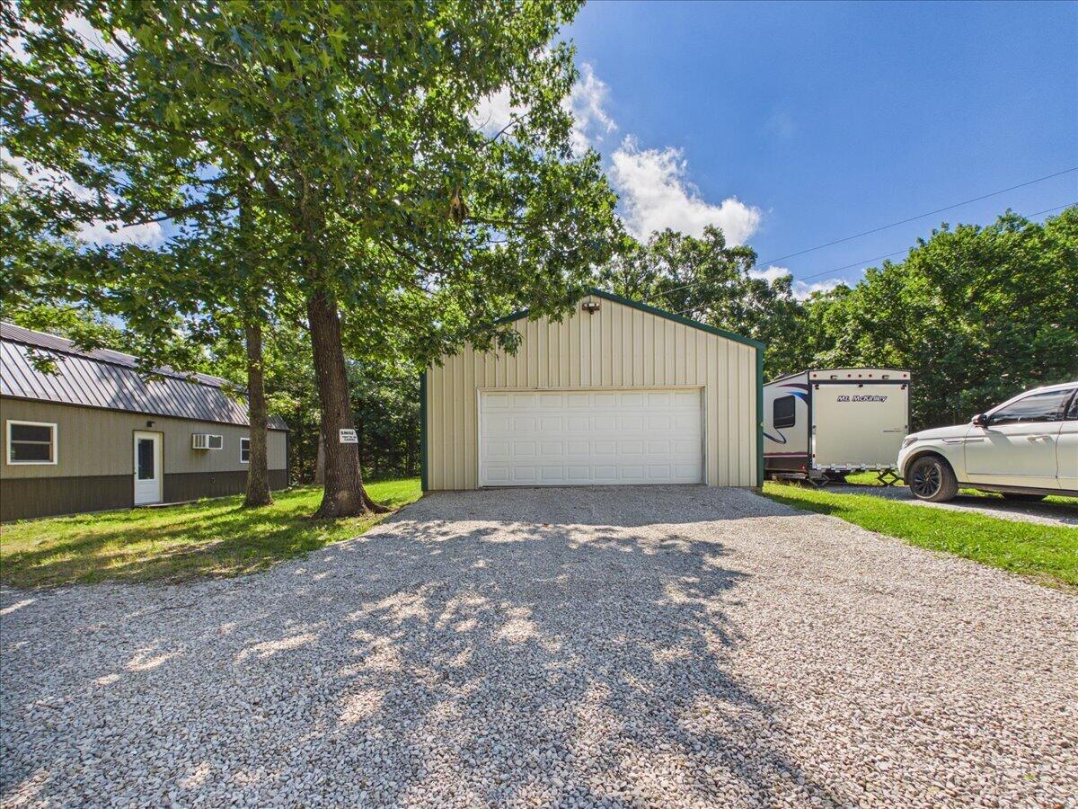 37 Middle Earth Trail Property Photo 22