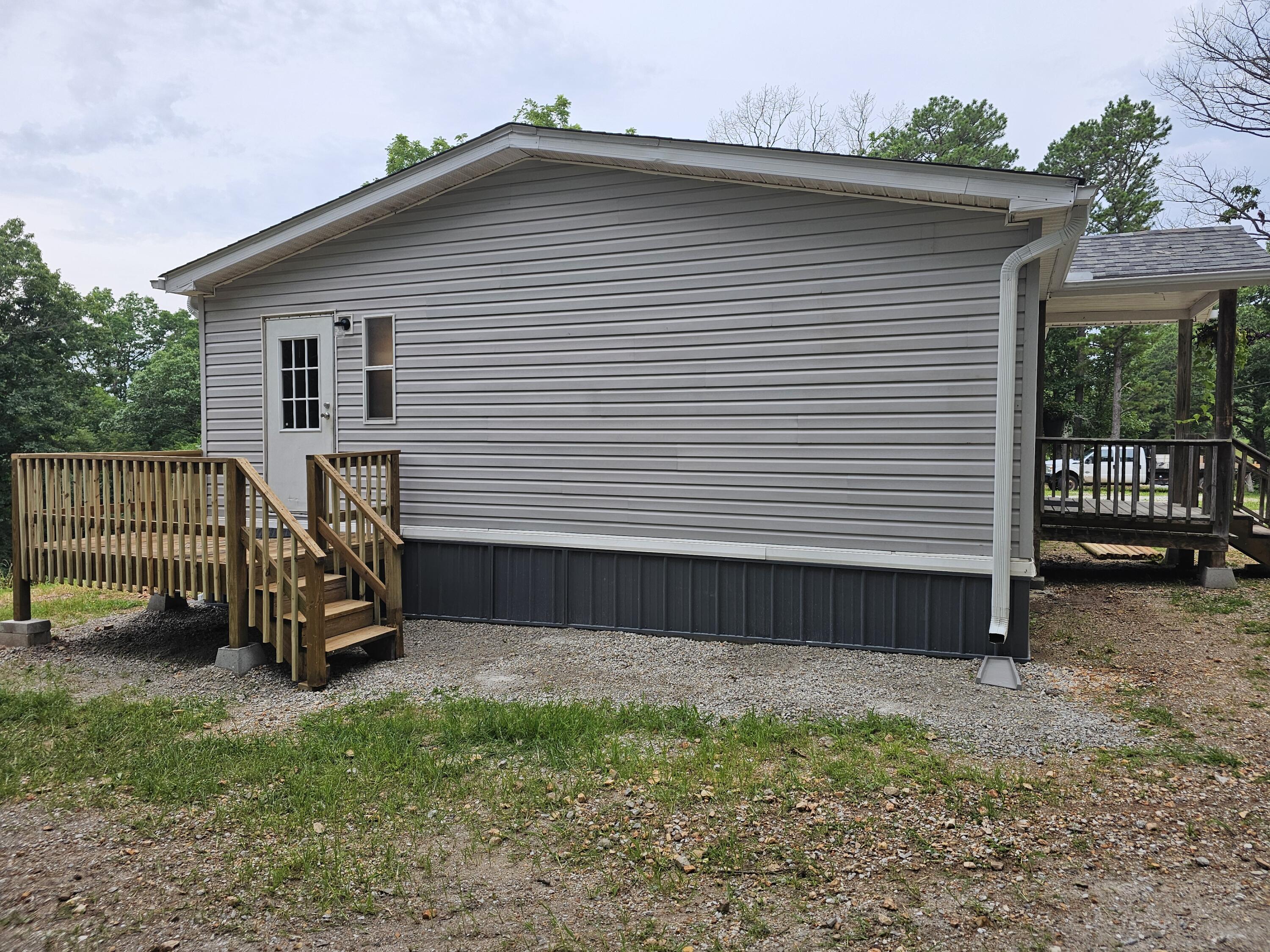 5426 State Highway H Property Photo 4