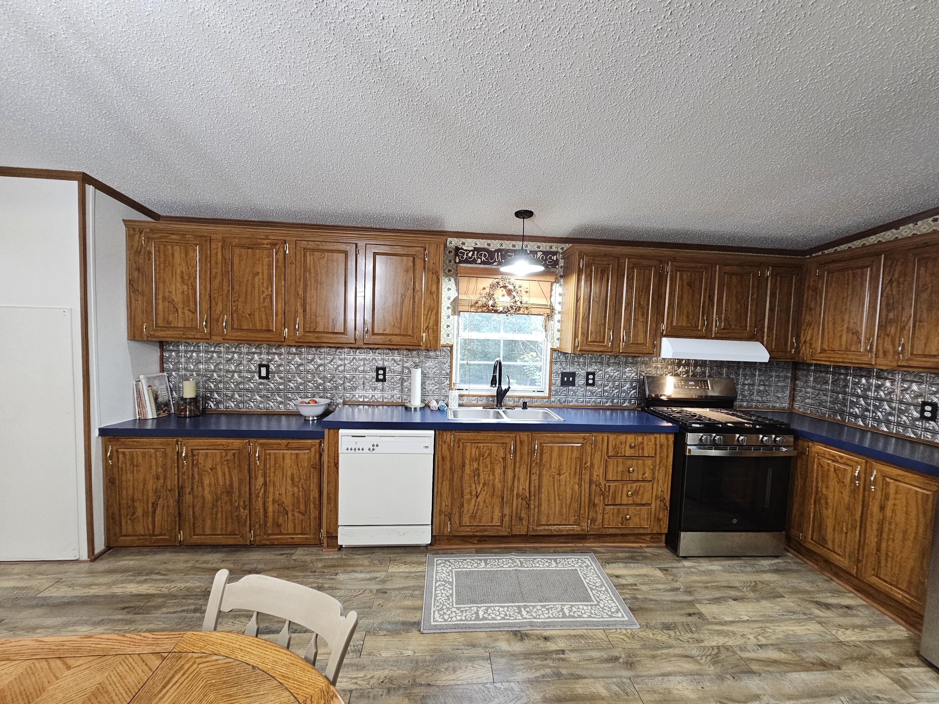 5426 State Highway H Property Photo 9