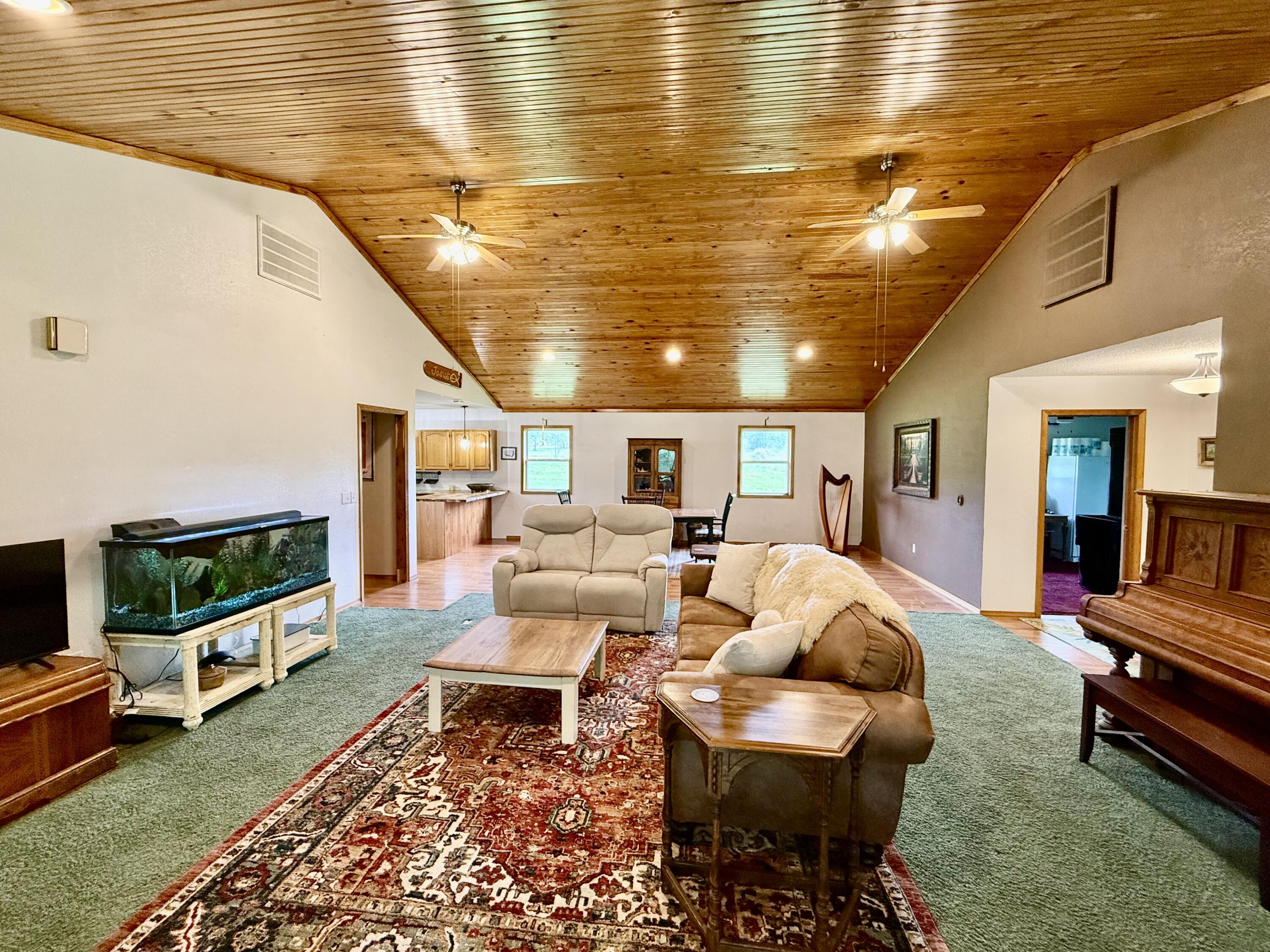 3429 Kinser Drive Property Photo 10