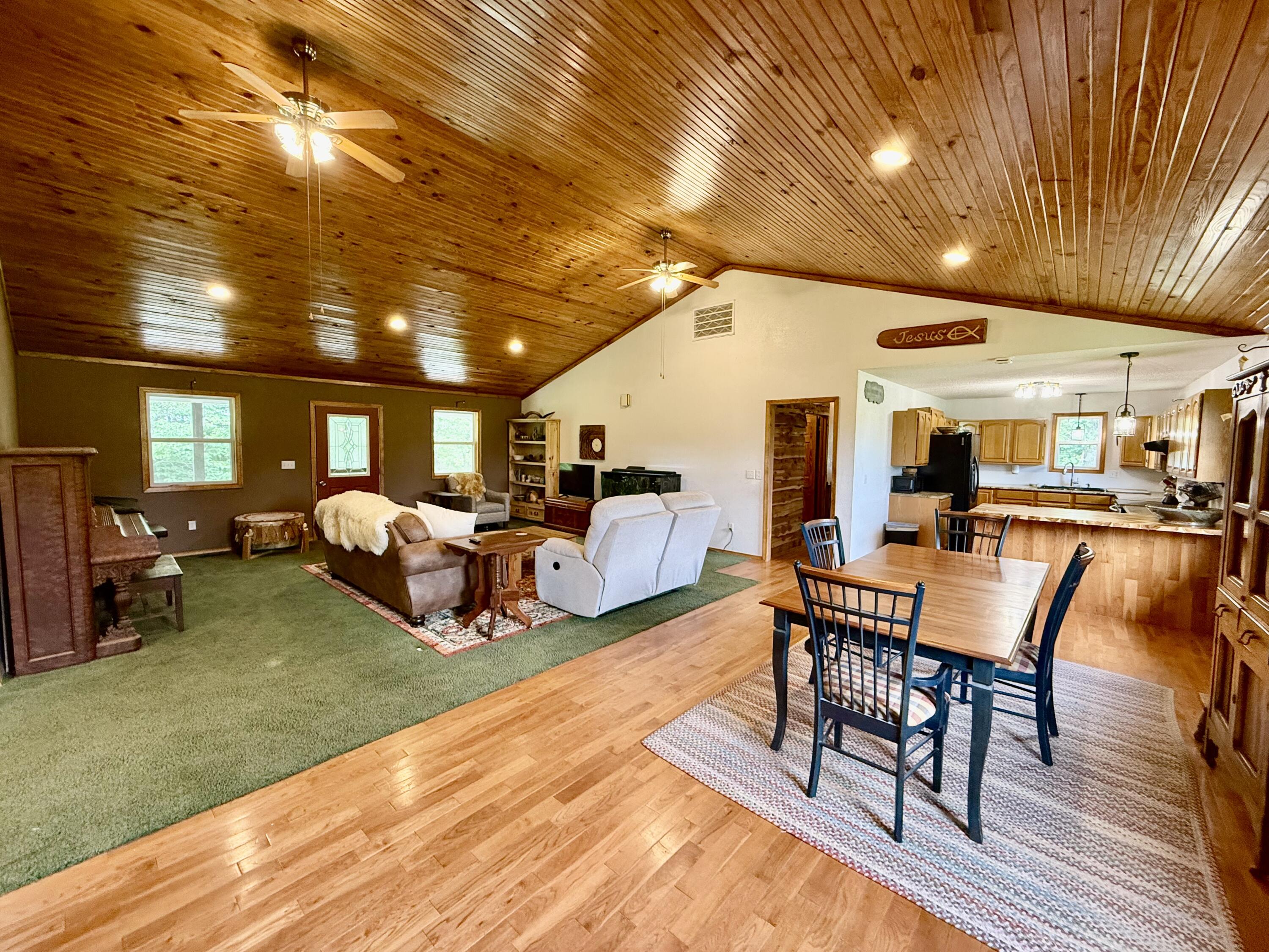 3429 Kinser Drive Property Photo 11