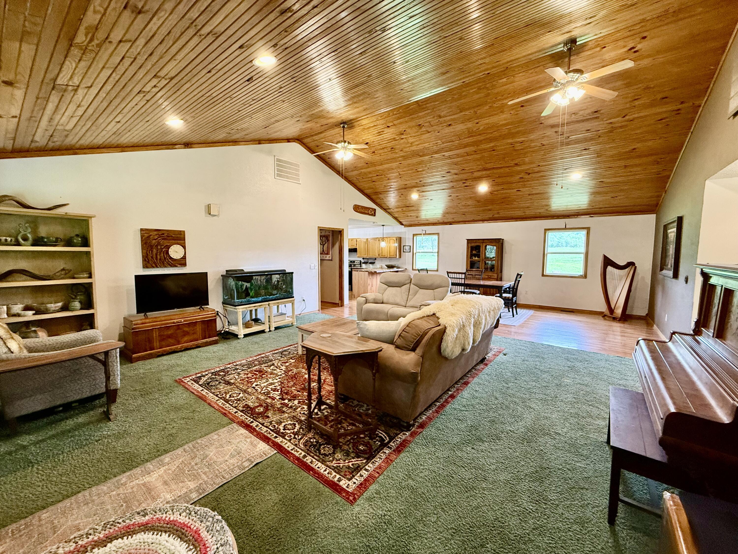 3429 Kinser Drive Property Photo 12