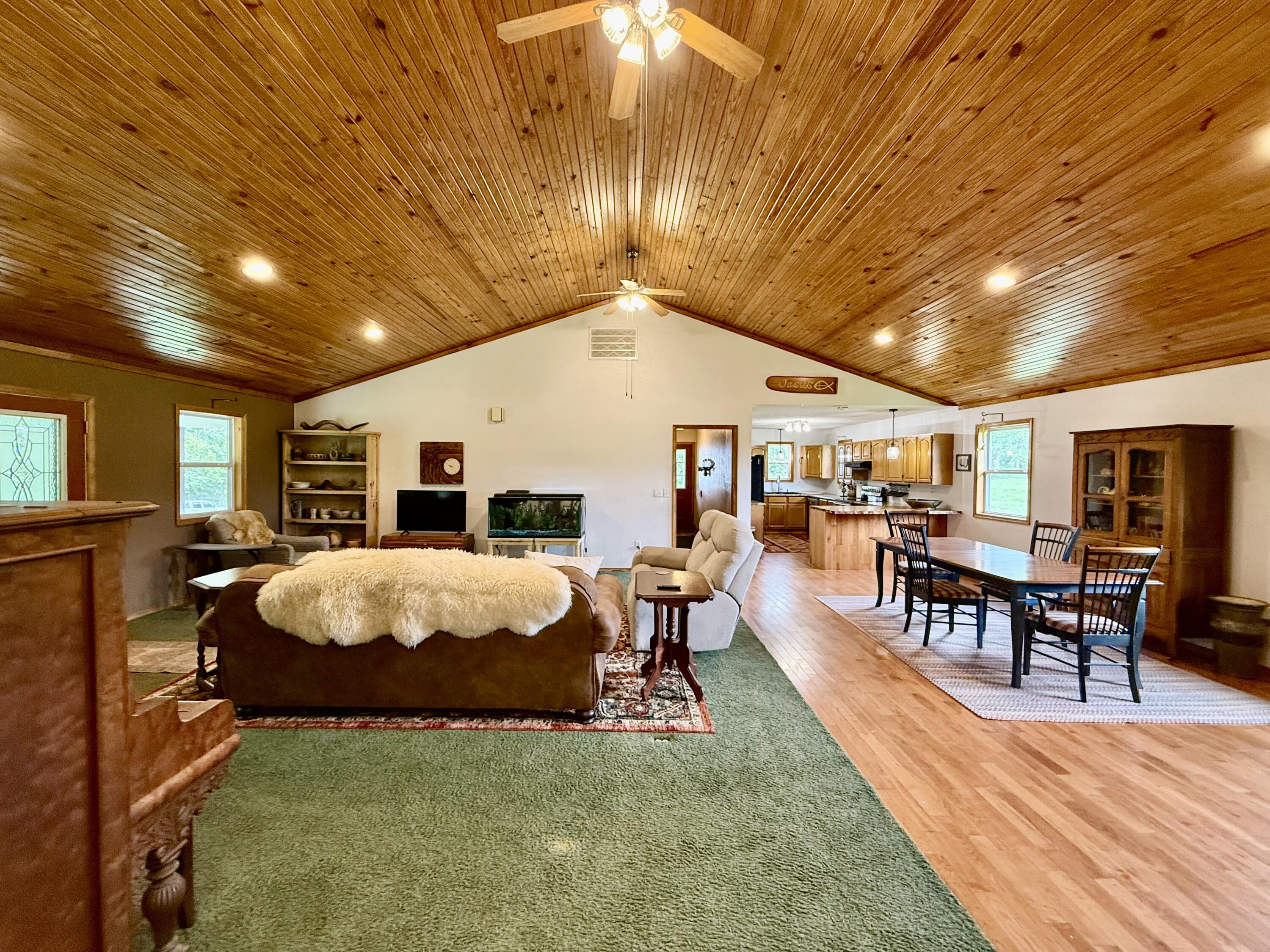3429 Kinser Drive Property Photo 15