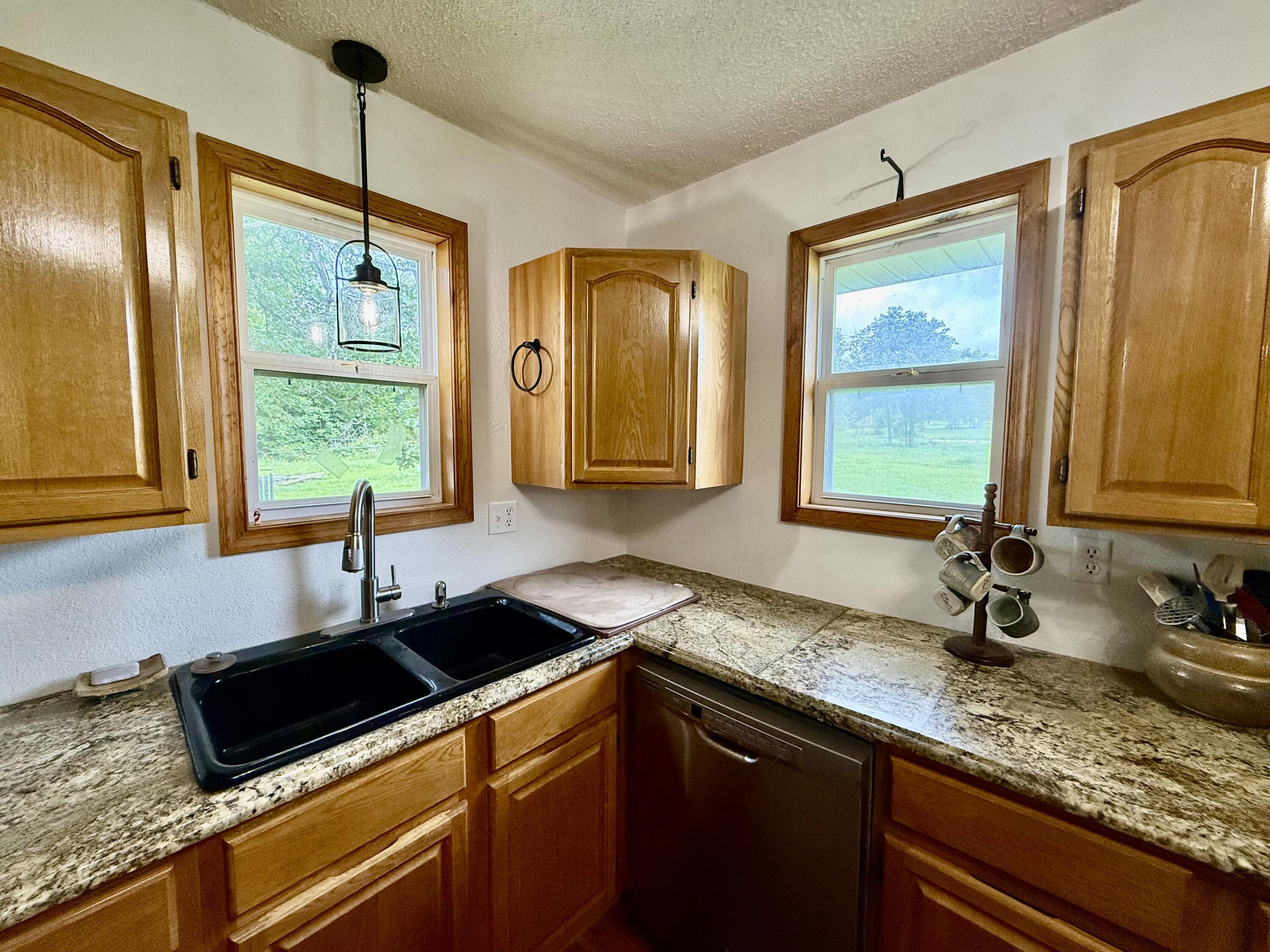 3429 Kinser Drive Property Photo 17