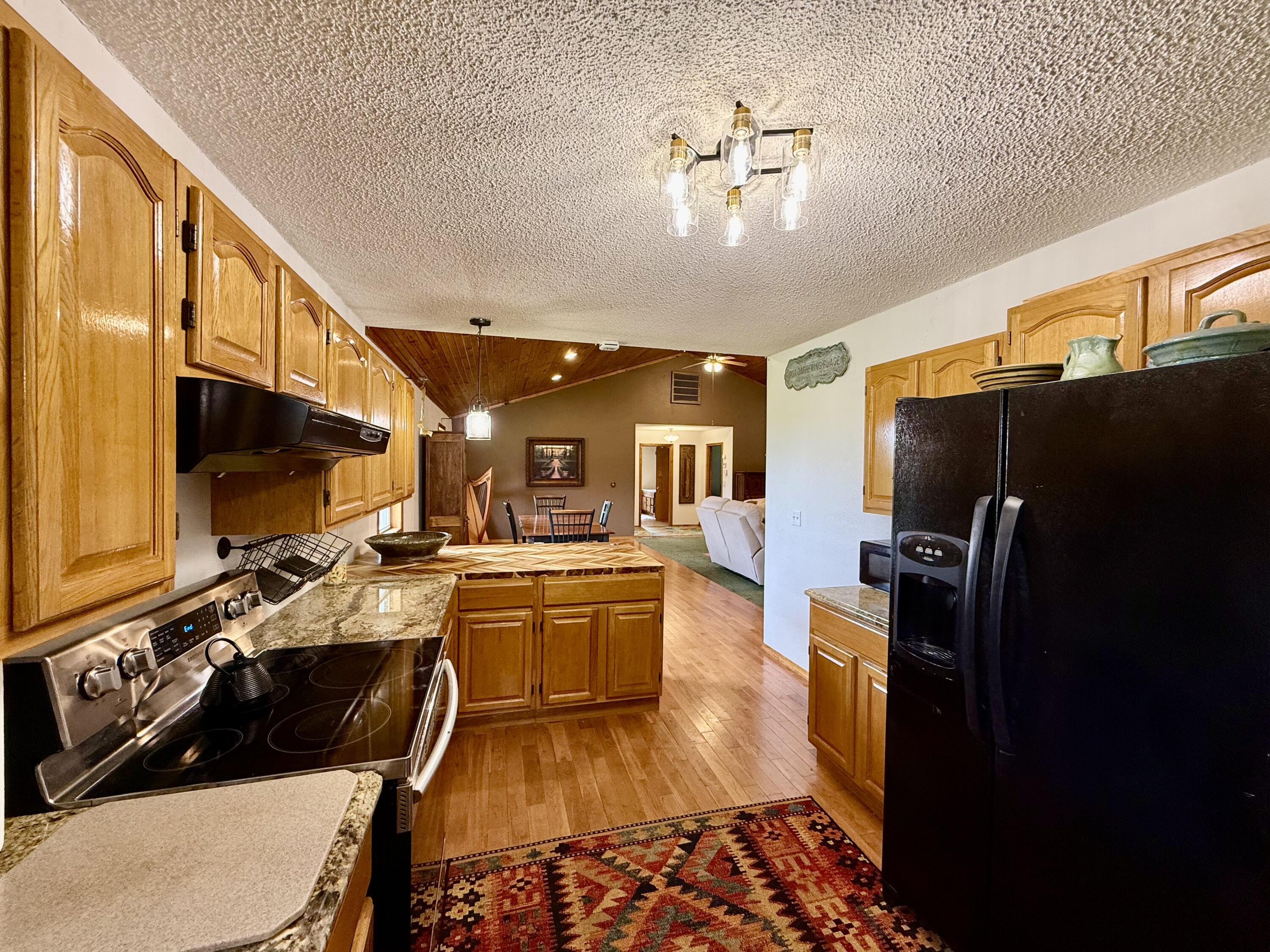 3429 Kinser Drive Property Photo 19