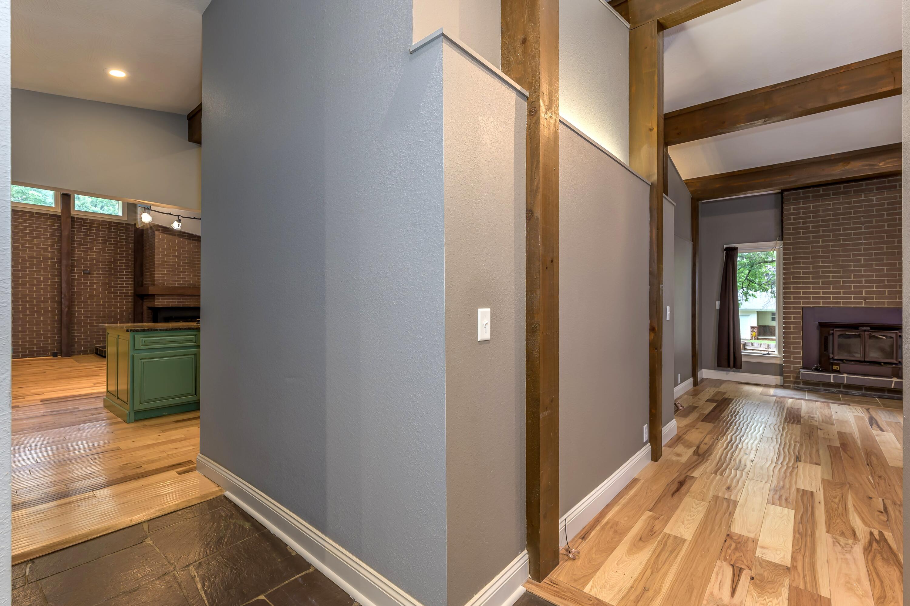 2291 East Mirabeau Street Property Photo 6