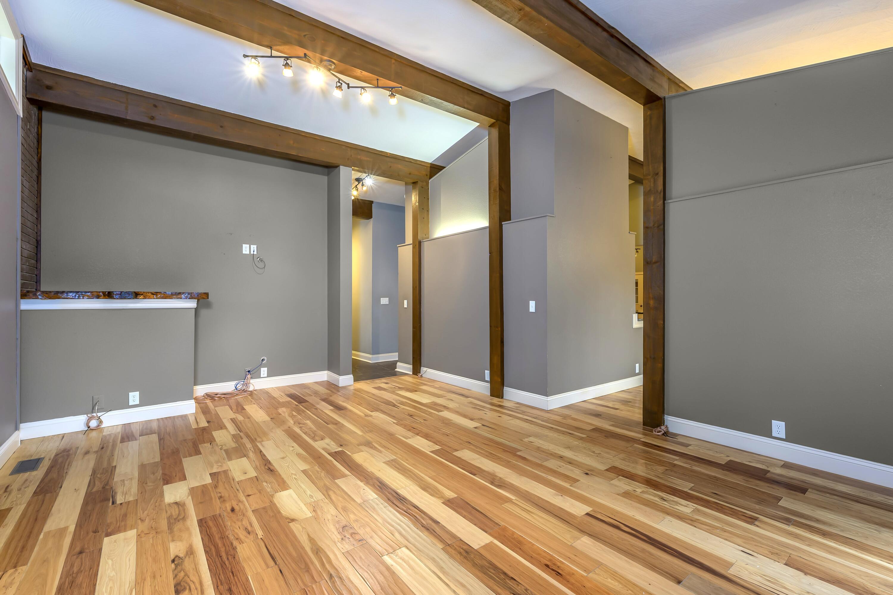 2291 East Mirabeau Street Property Photo 9