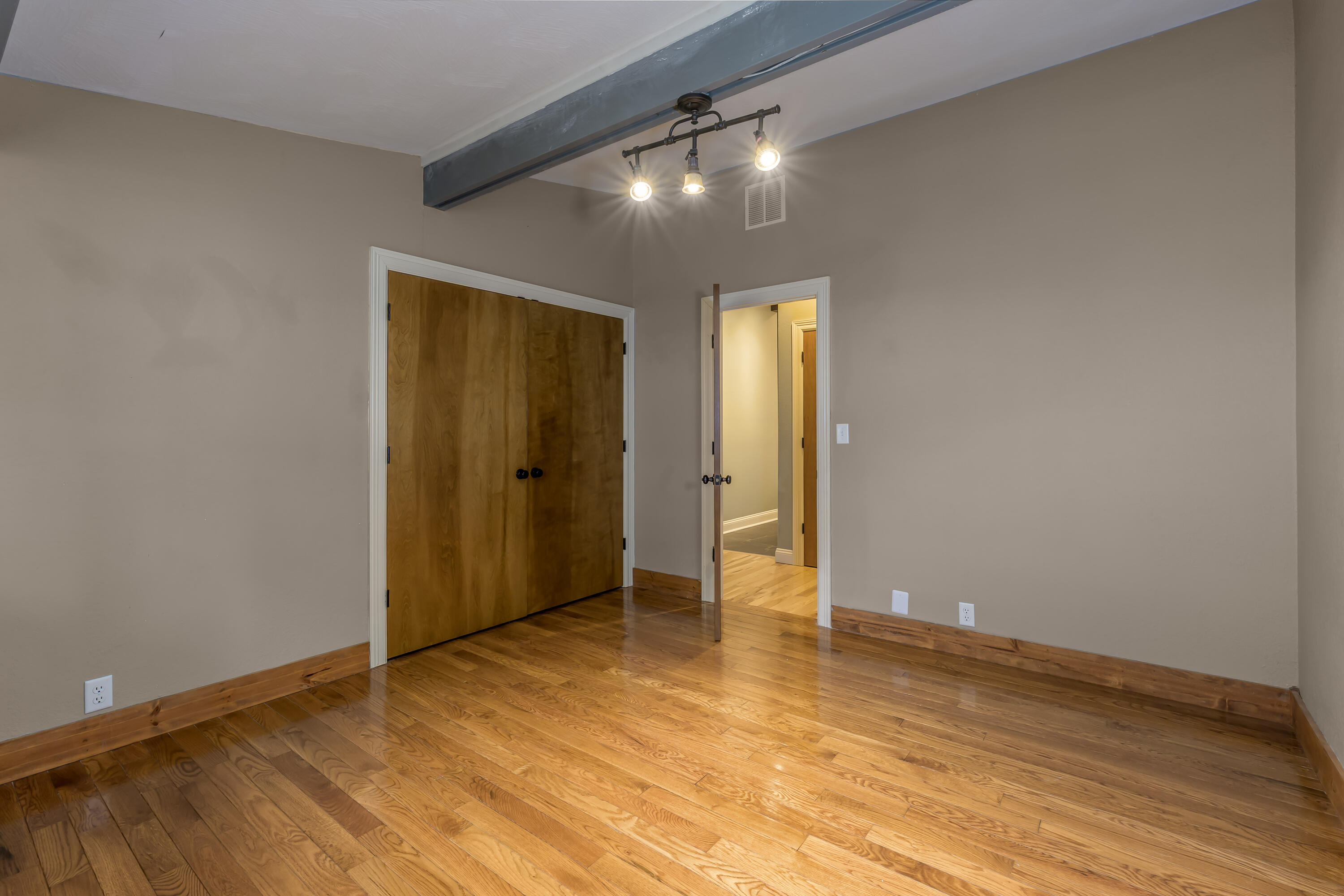 2291 East Mirabeau Street Property Photo 34