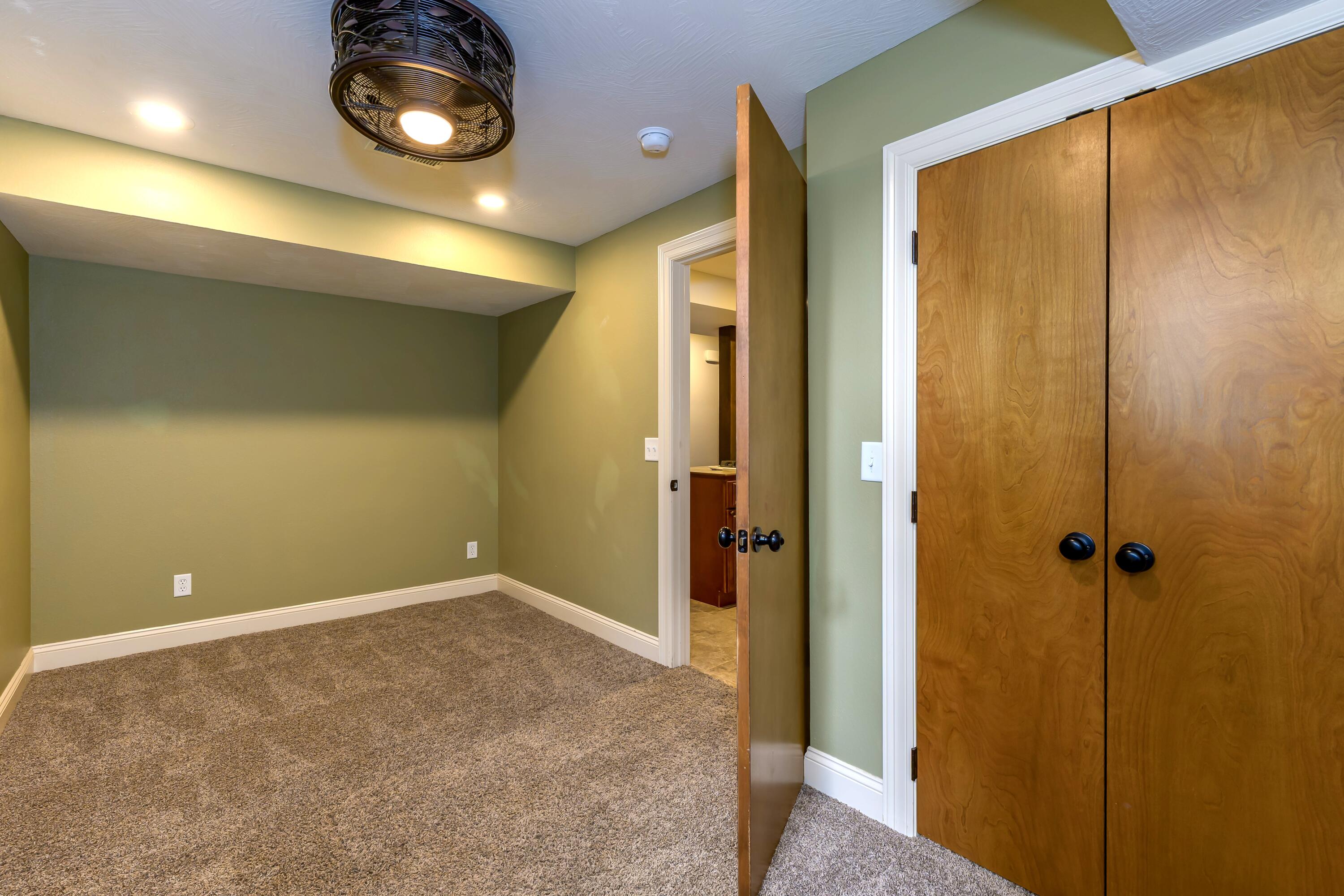 2291 East Mirabeau Street Property Photo 52