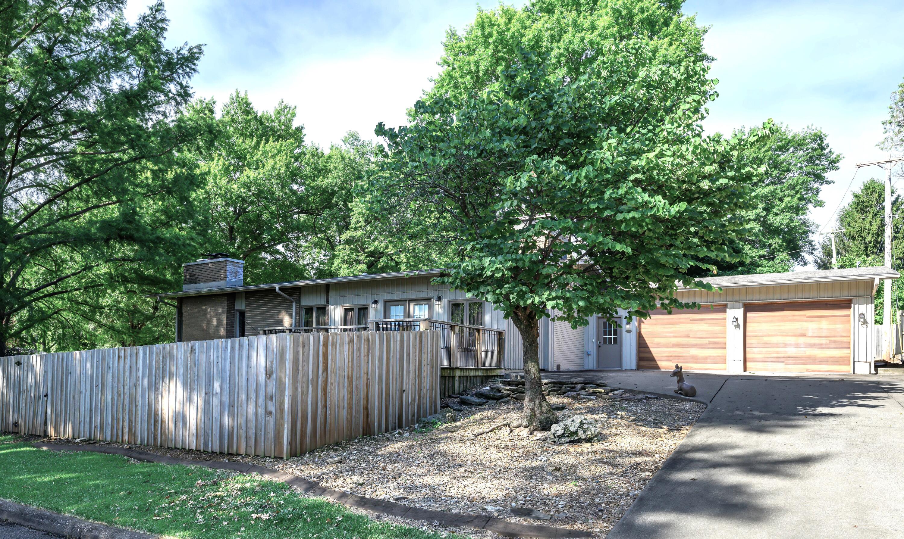 2291 East Mirabeau Street Property Photo 60