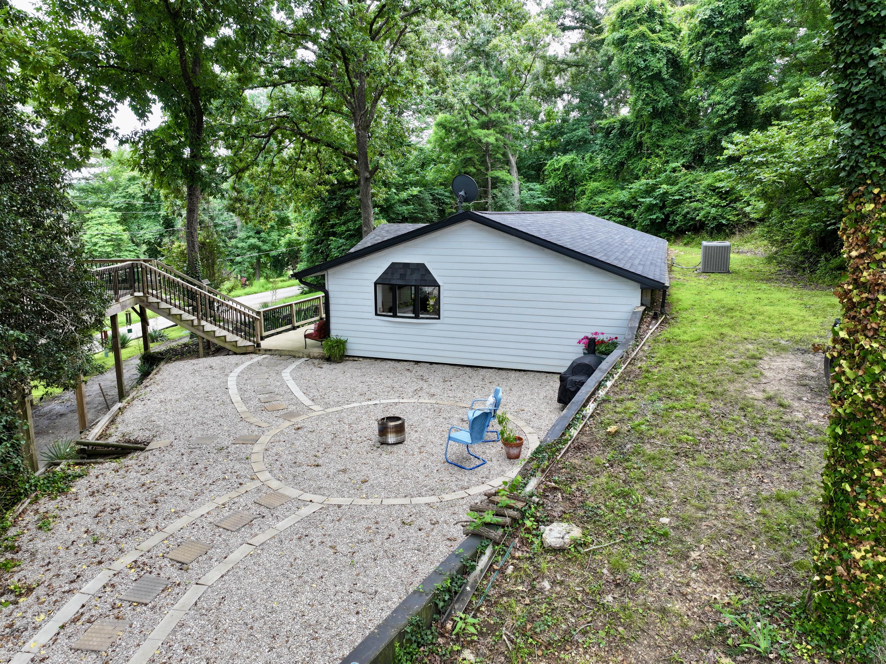339 Carter 127 Property Photo 4