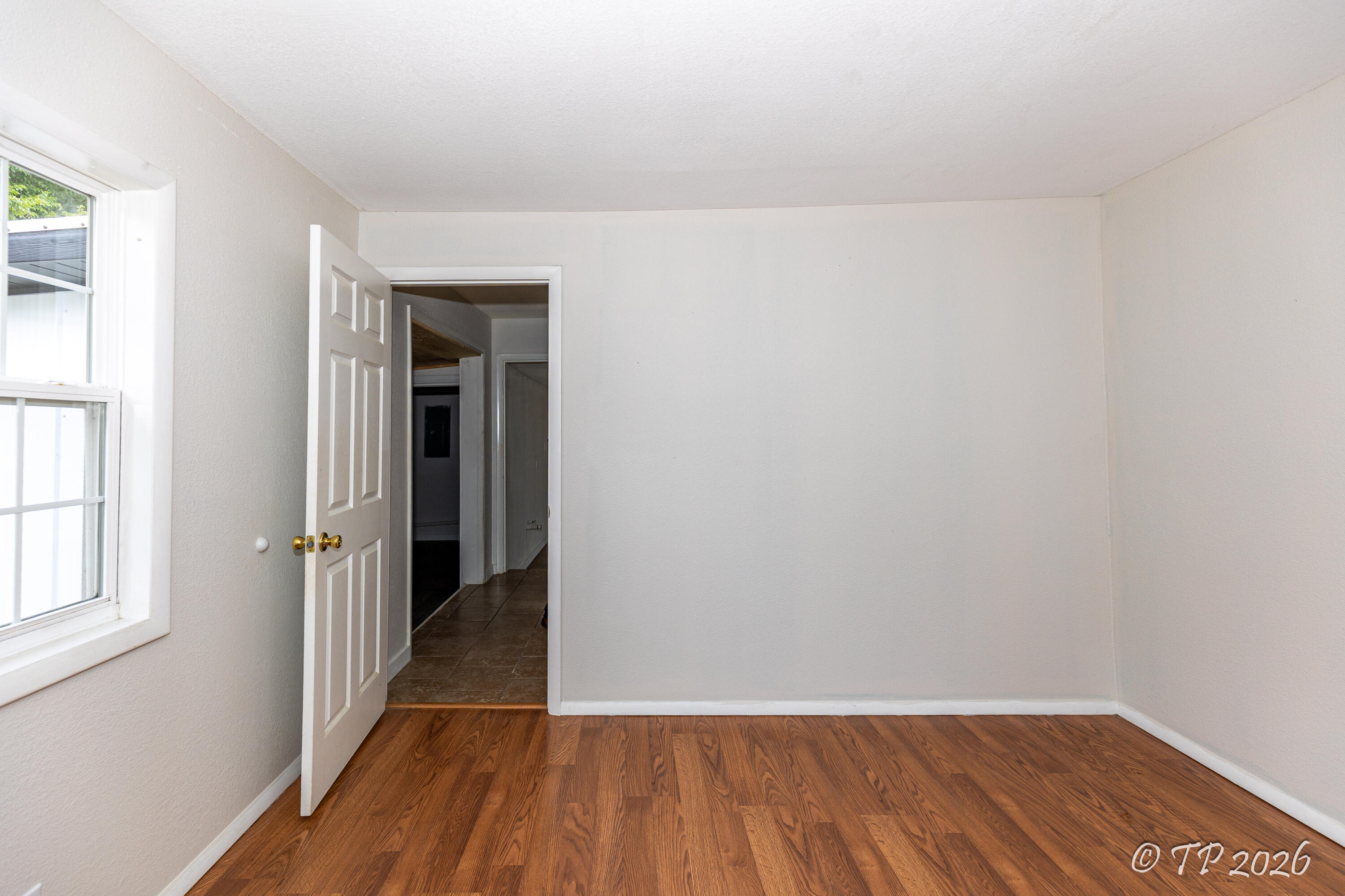 917 West Broadway Street Property Photo 11