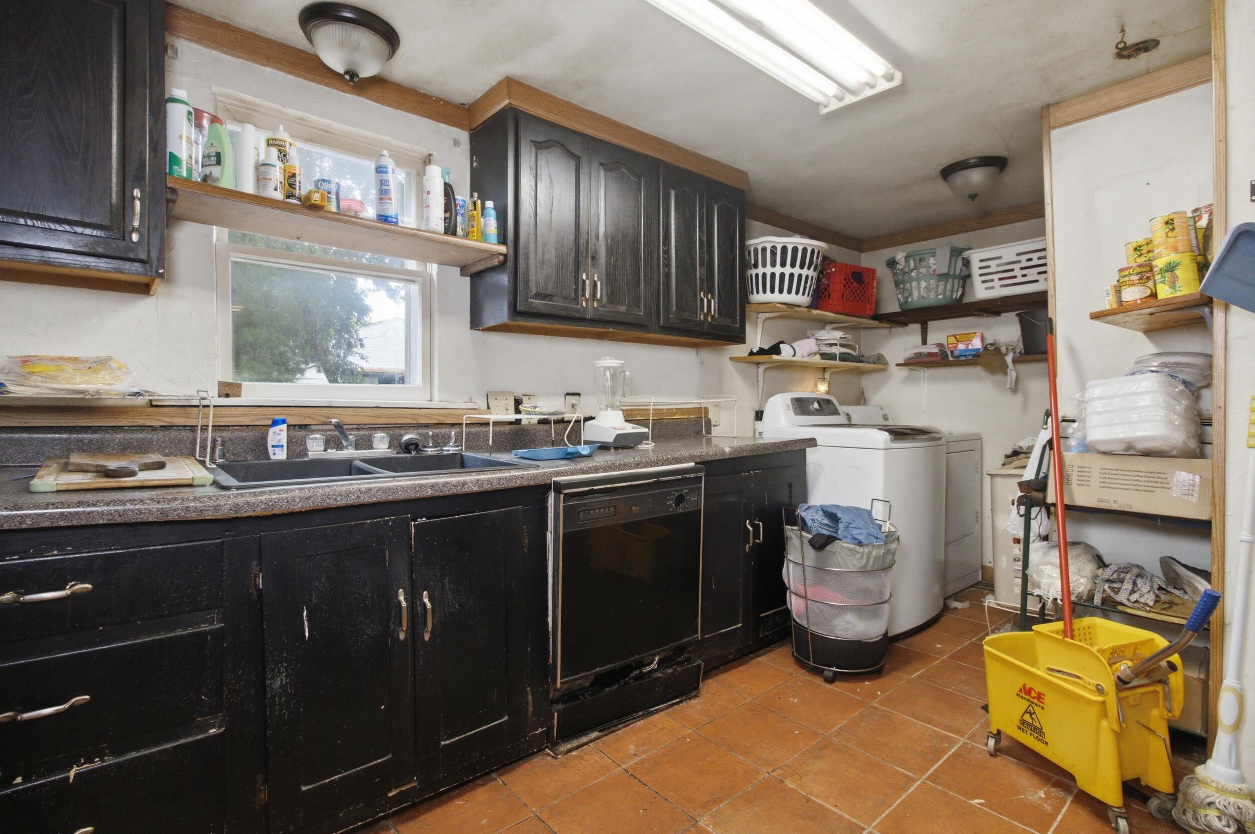 1394 County Road 8530 Property Photo 17
