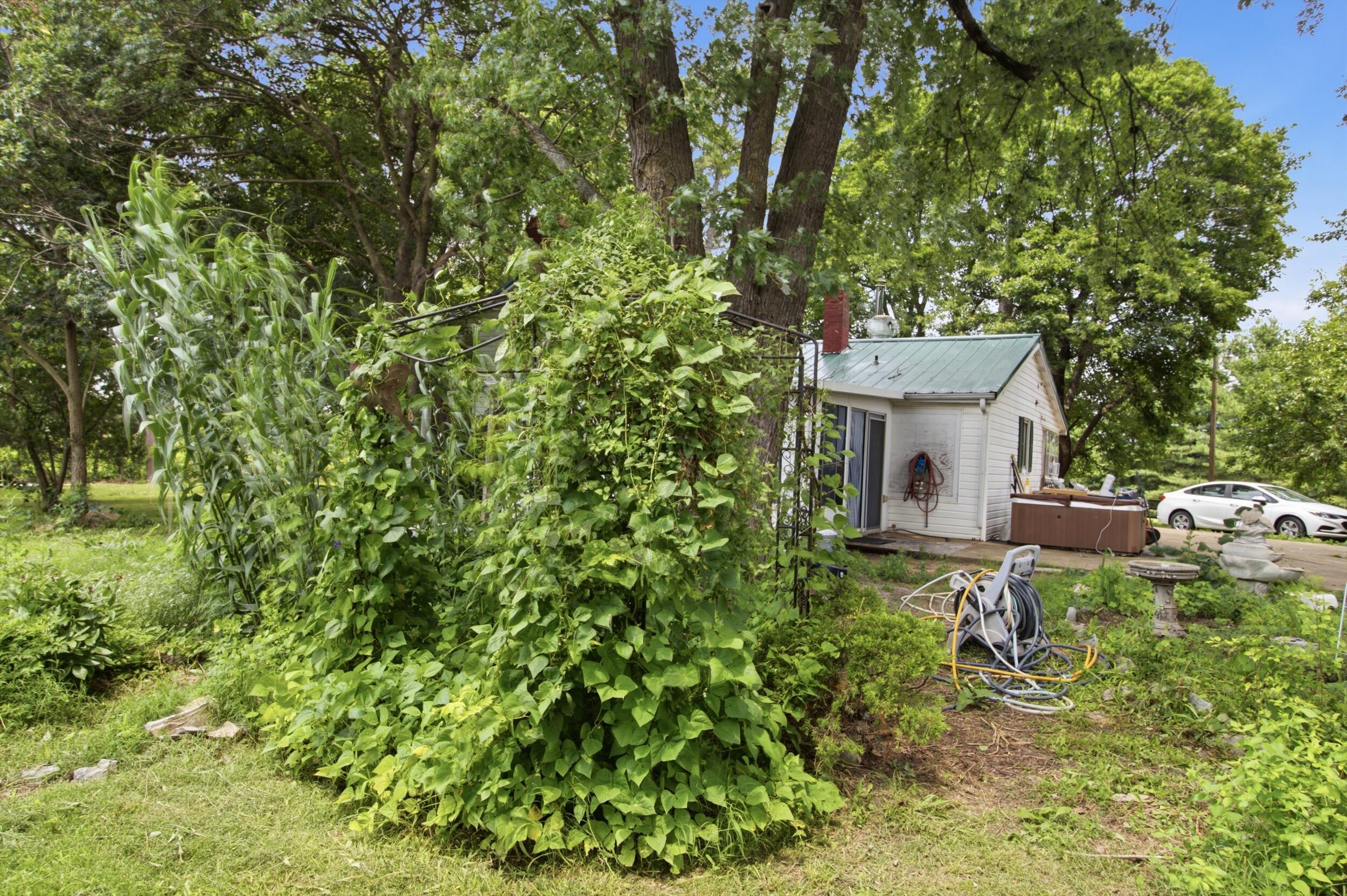 1394 County Road 8530 Property Photo 43