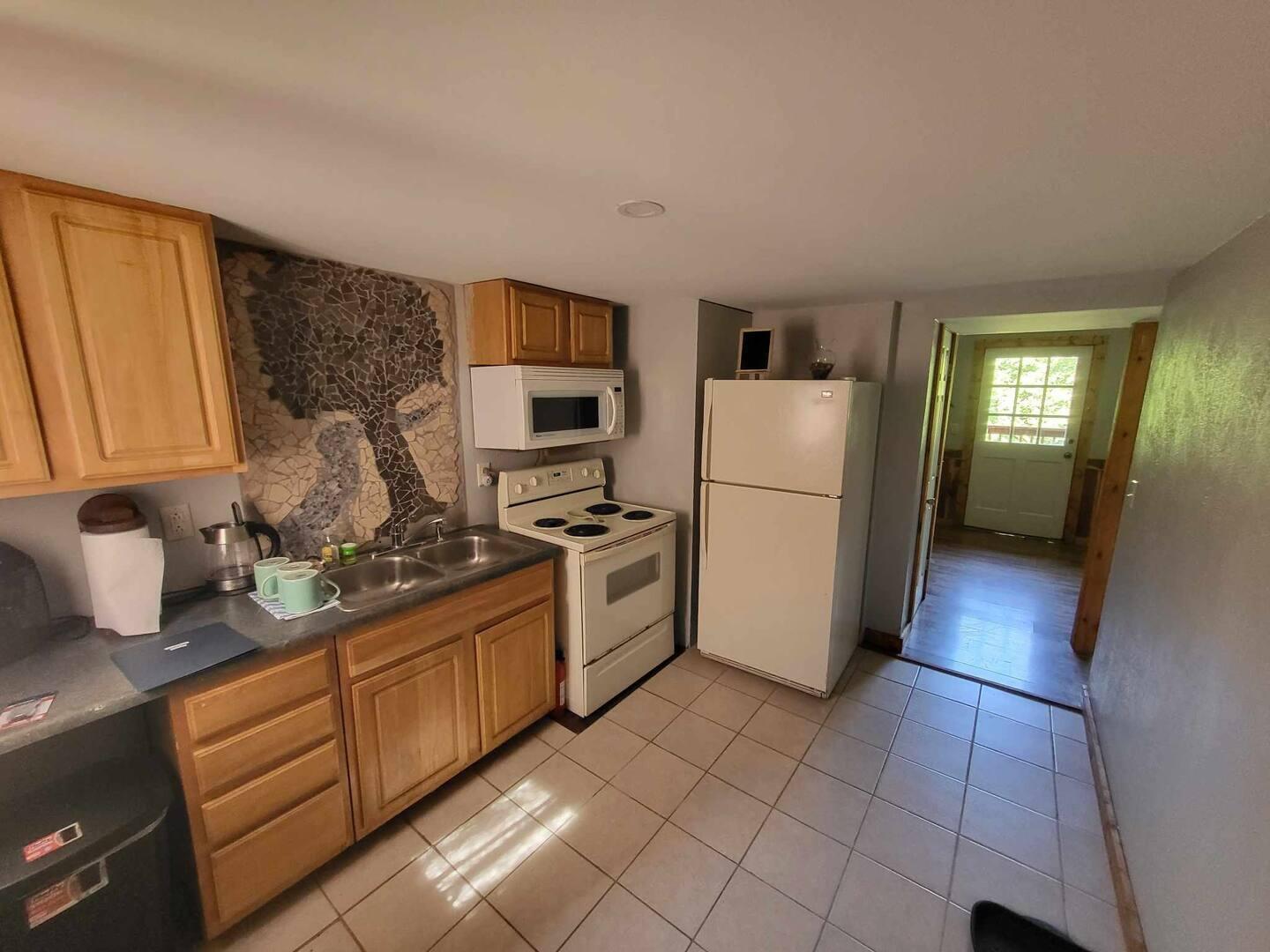214 North Cliffside Drive Property Photo 15
