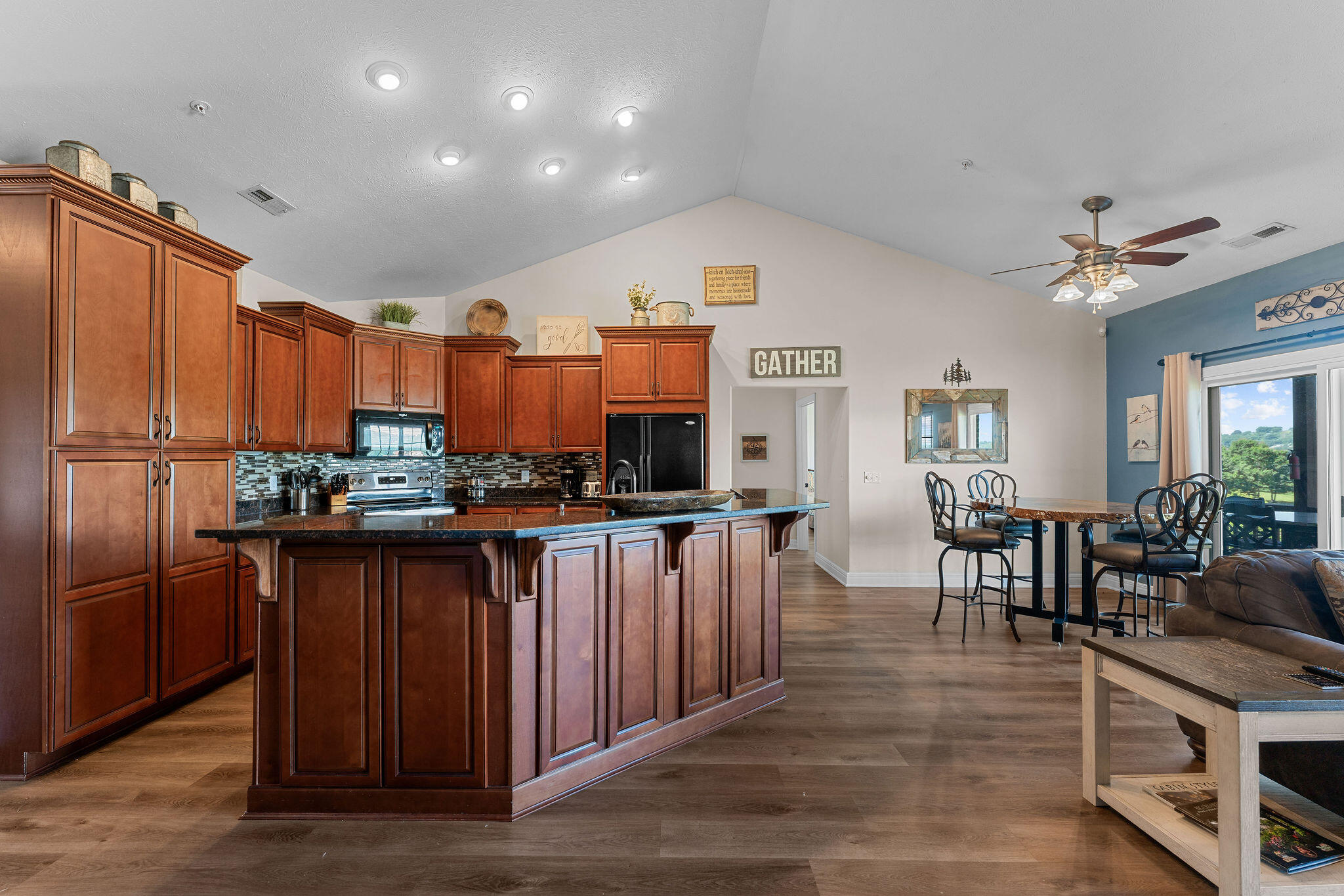 191 Greystone Drive Property Photo 6