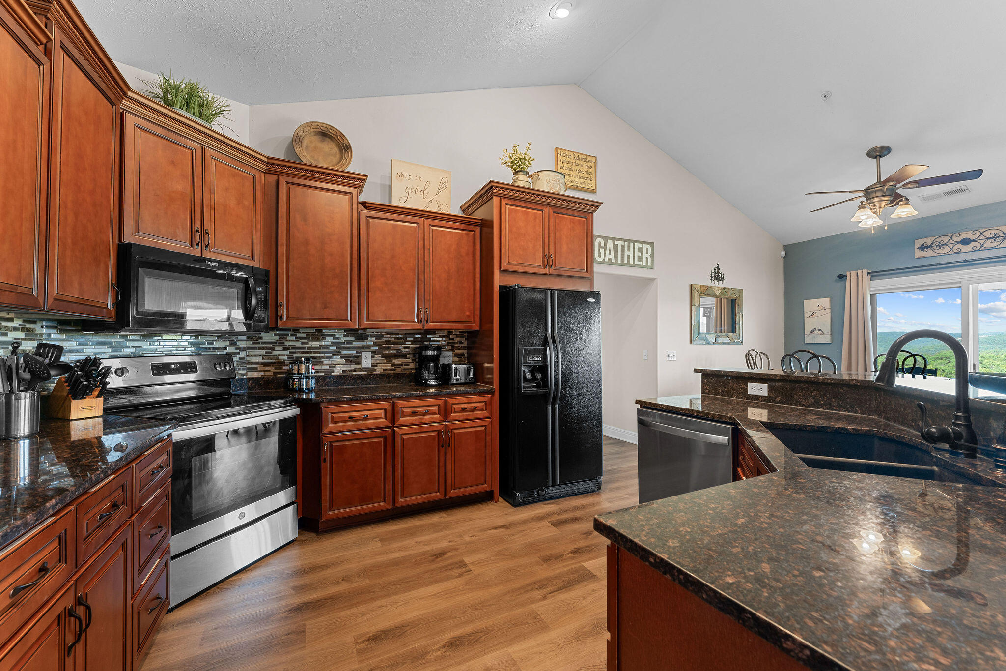 191 Greystone Drive Property Photo 8