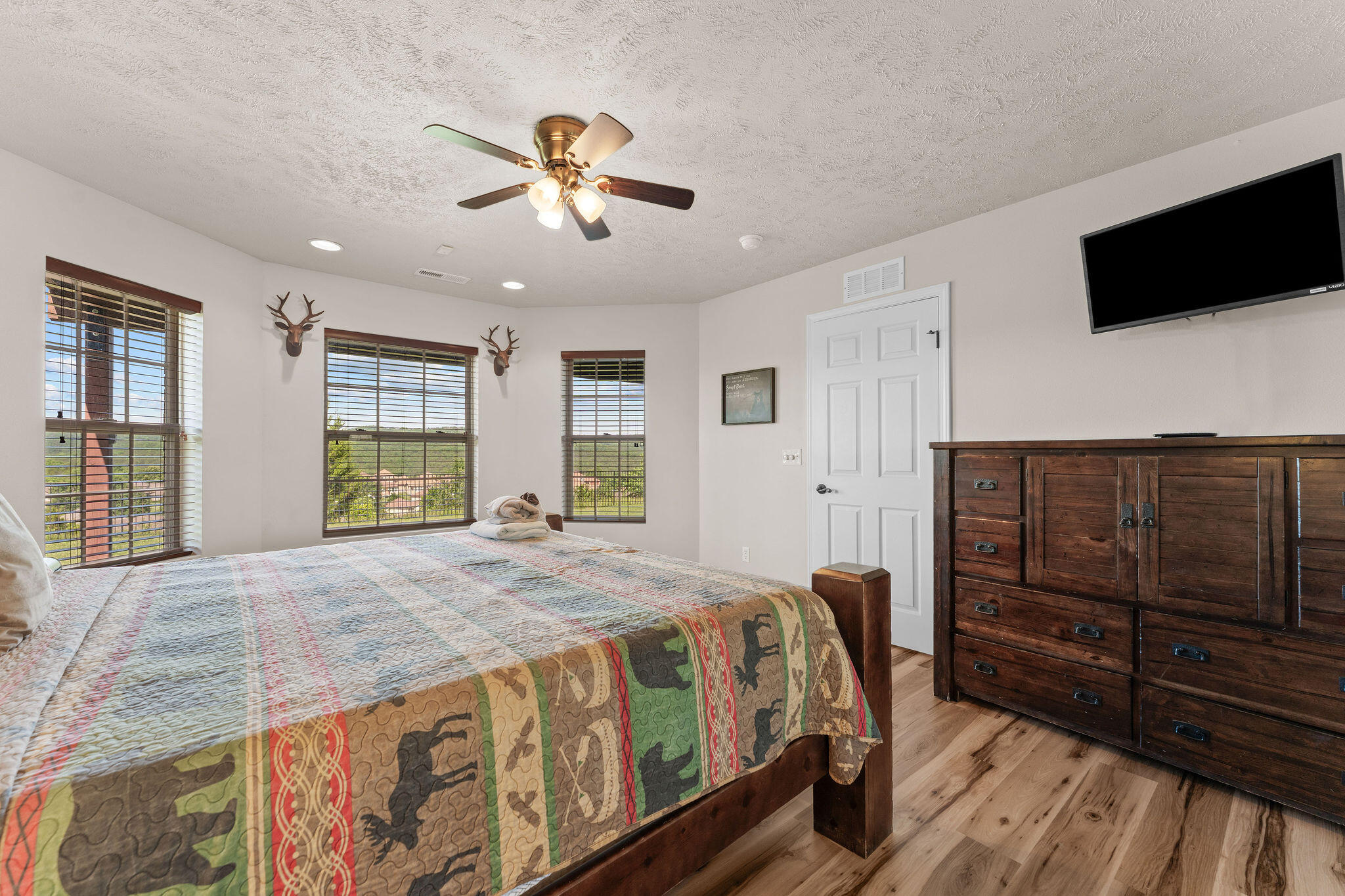 191 Greystone Drive Property Photo 32