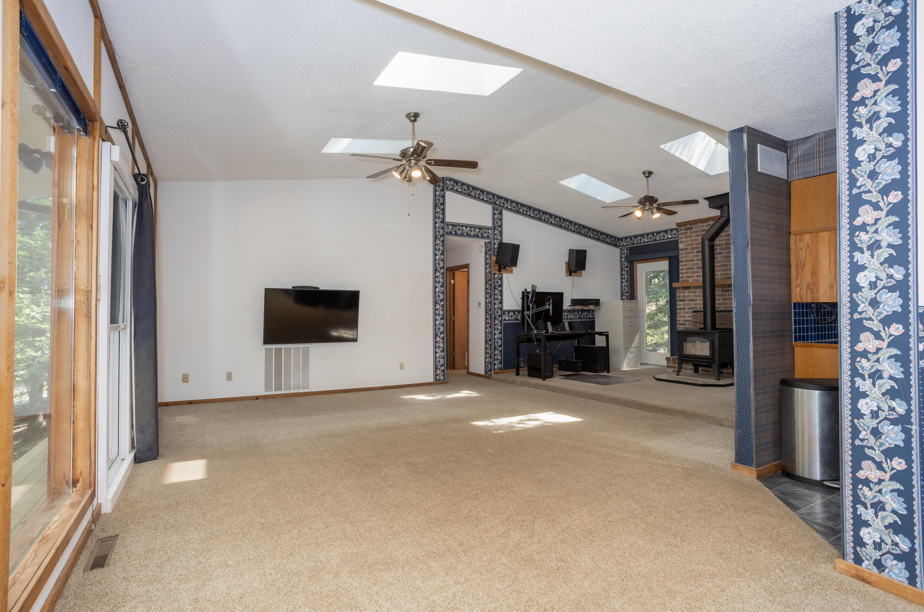 14932 Honeydew Road Property Photo 16