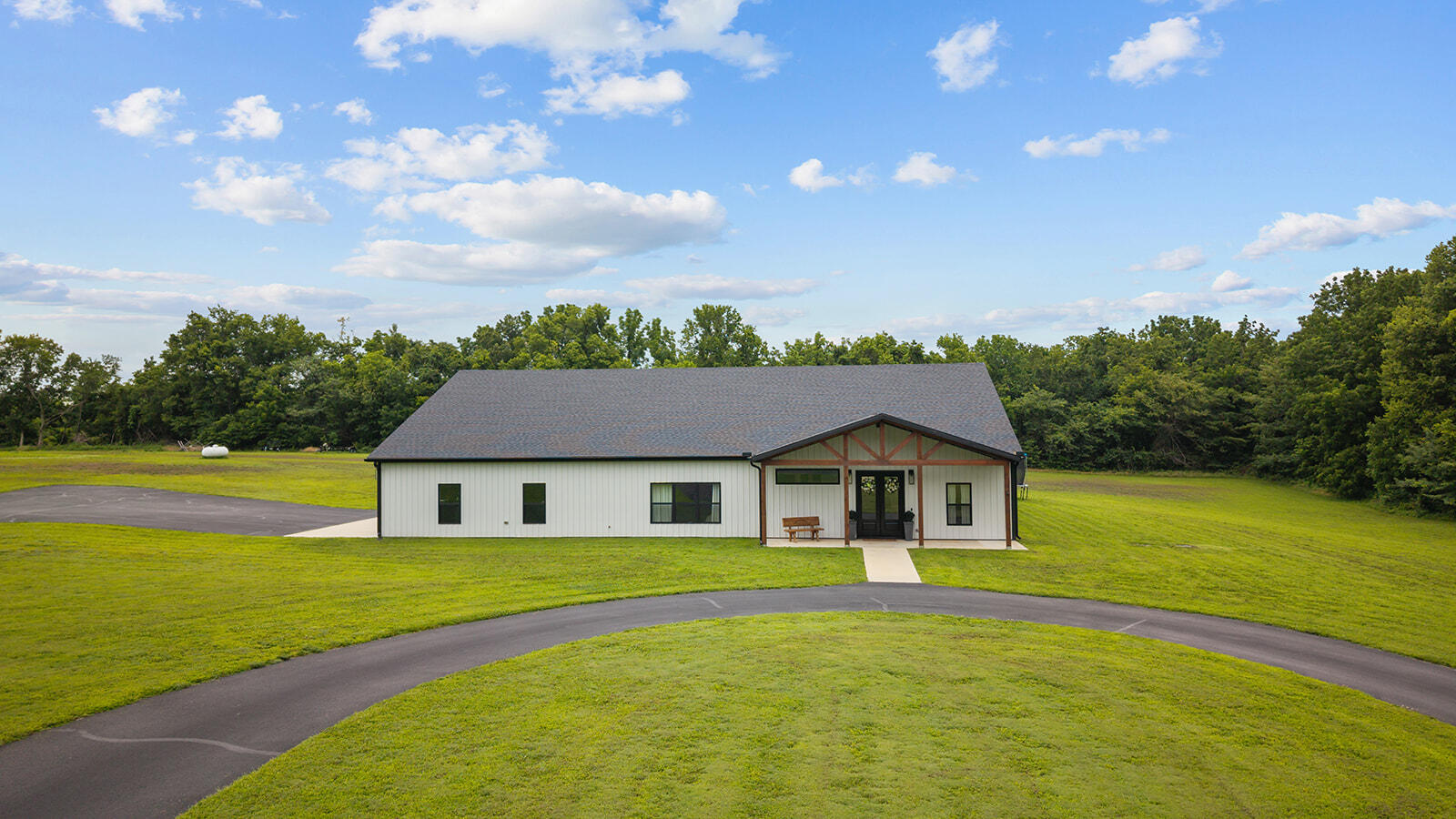 9309 West Farm Road 170 Property Photo 5