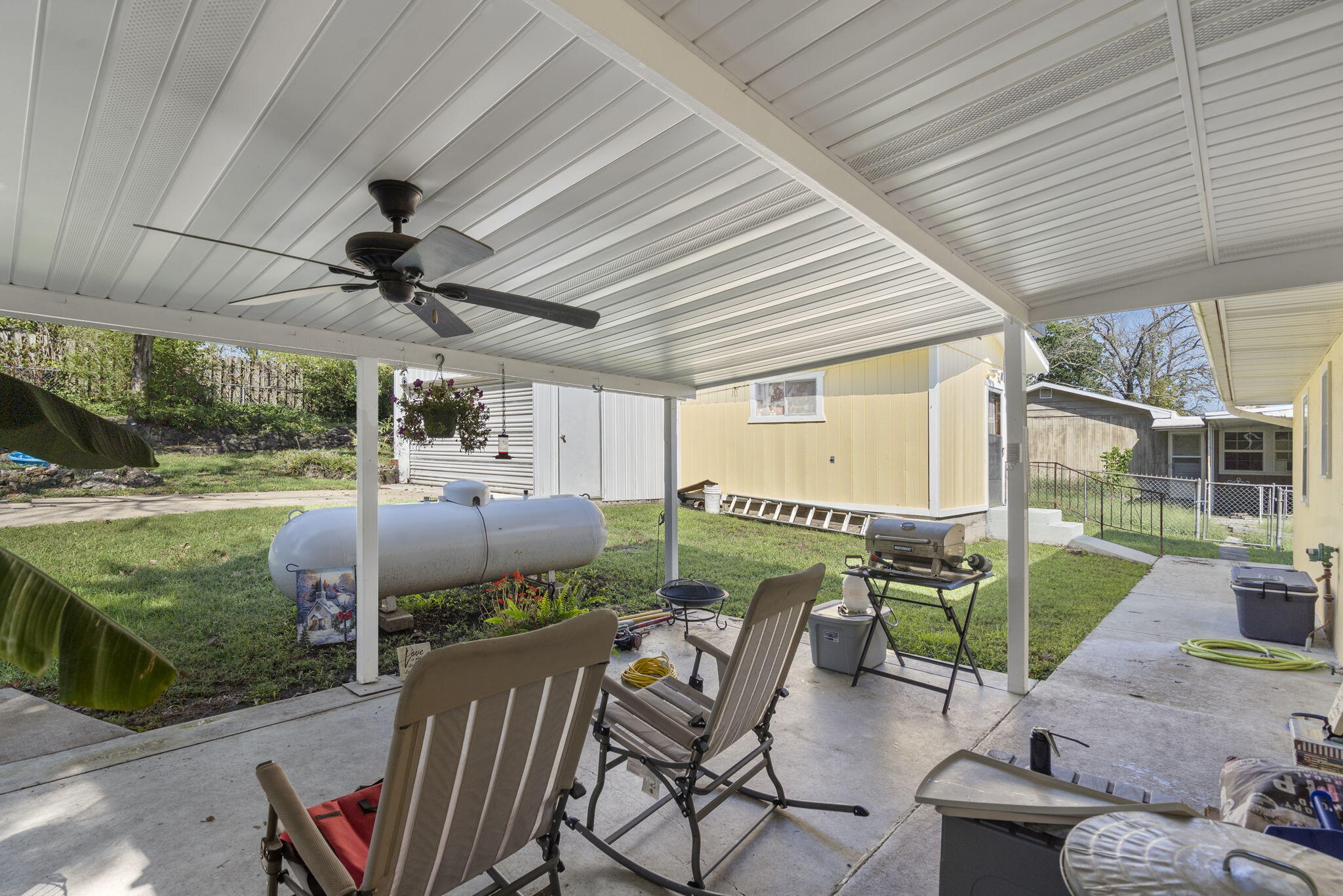 303 Walnut Street Property Photo 12