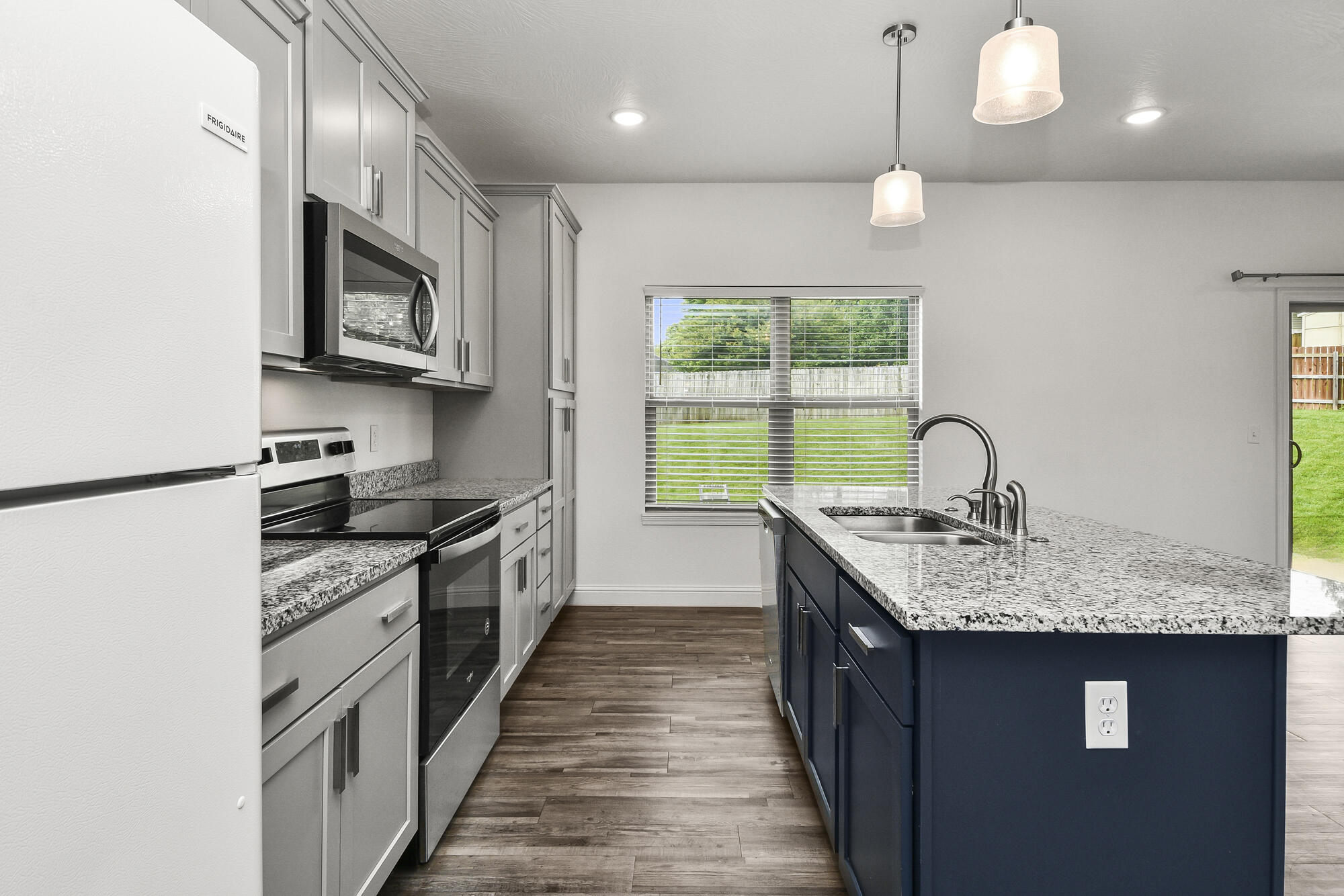 4464 West University Street Property Photo 13