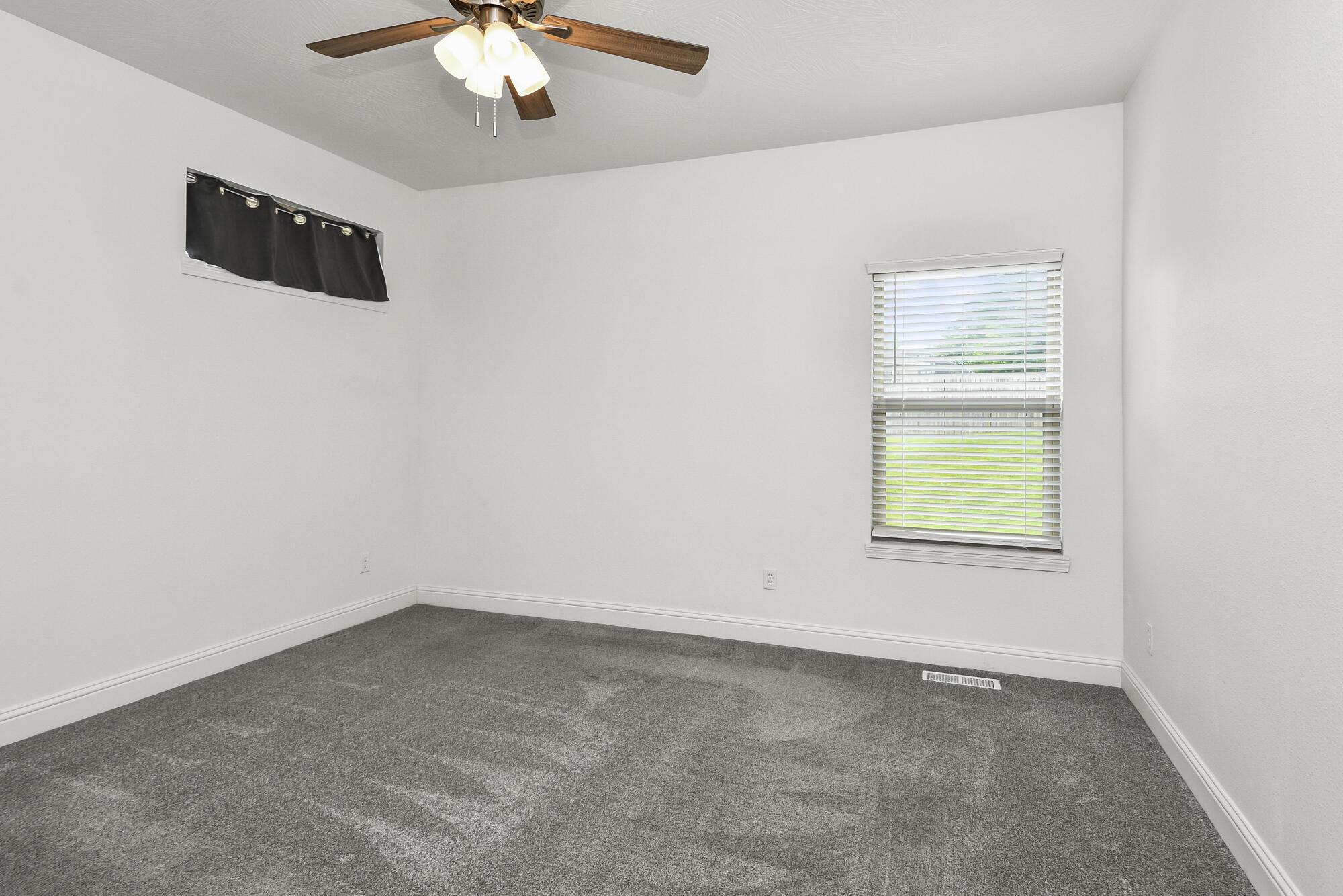 4464 West University Street Property Photo 19