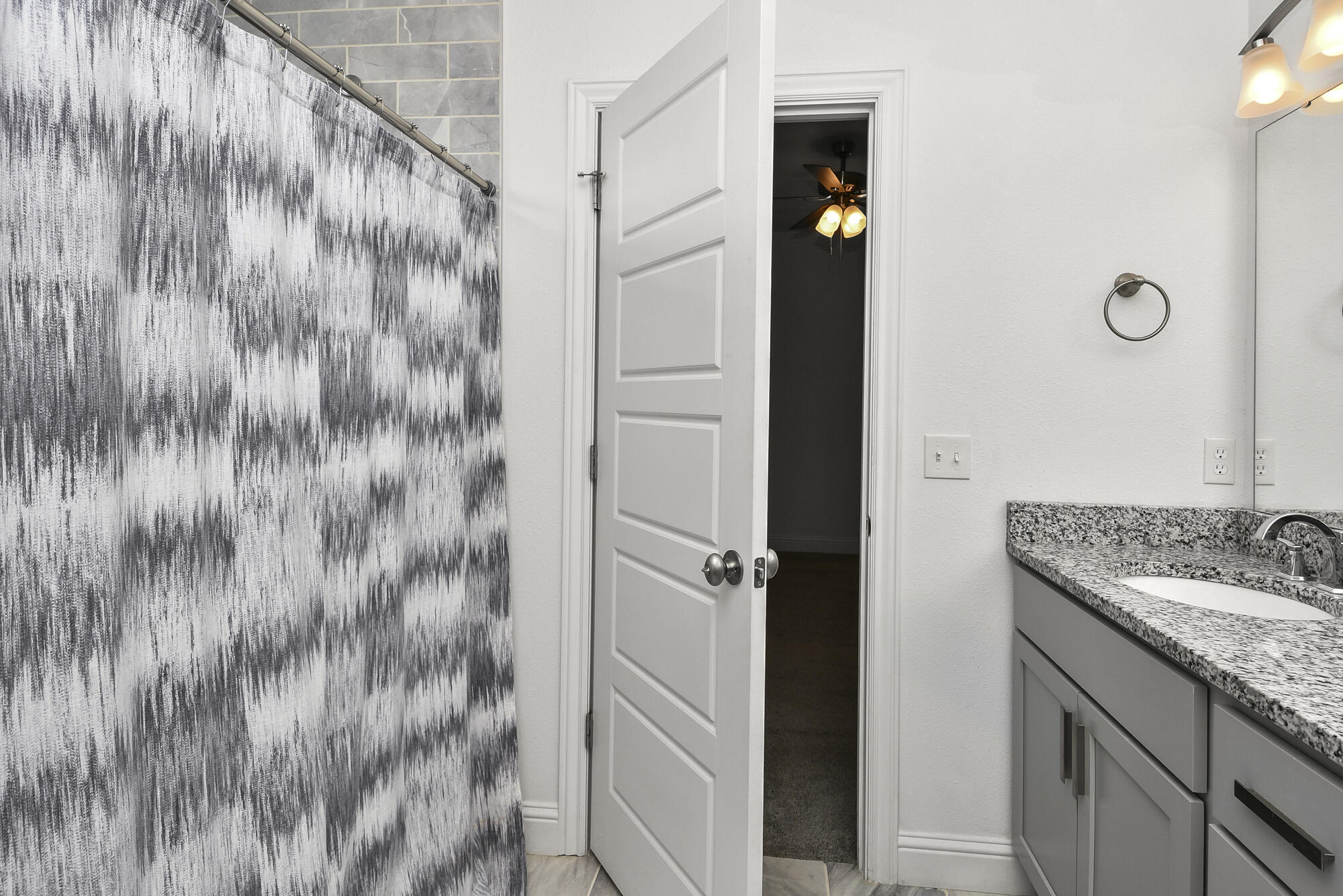 4464 West University Street Property Photo 22