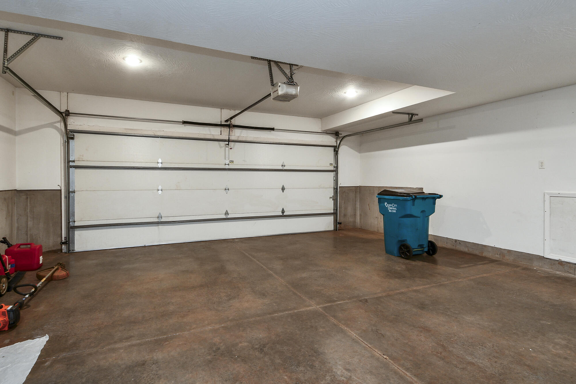 4464 West University Street Property Photo 34