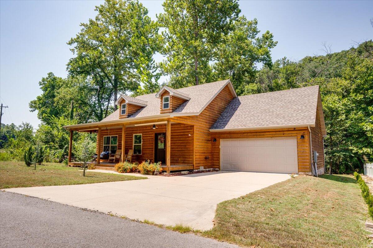 1069 Peace In Valley Road Property Photo 2