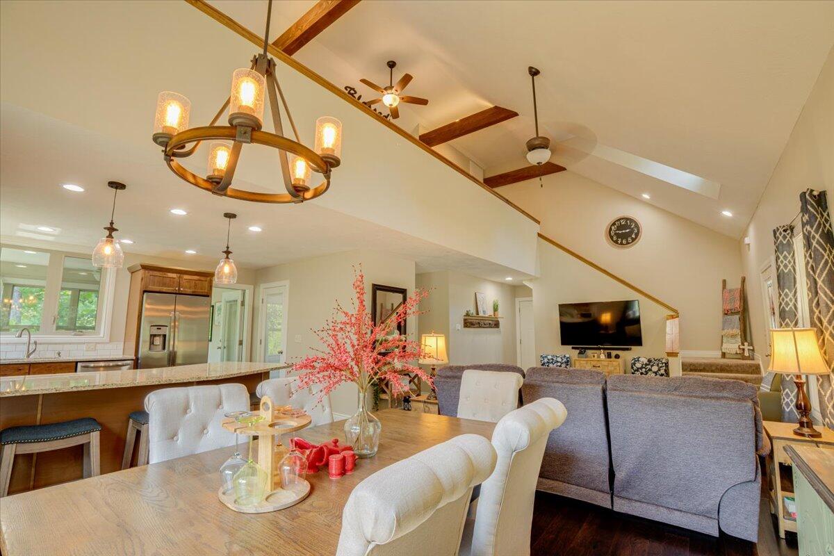 1069 Peace In Valley Road Property Photo 11