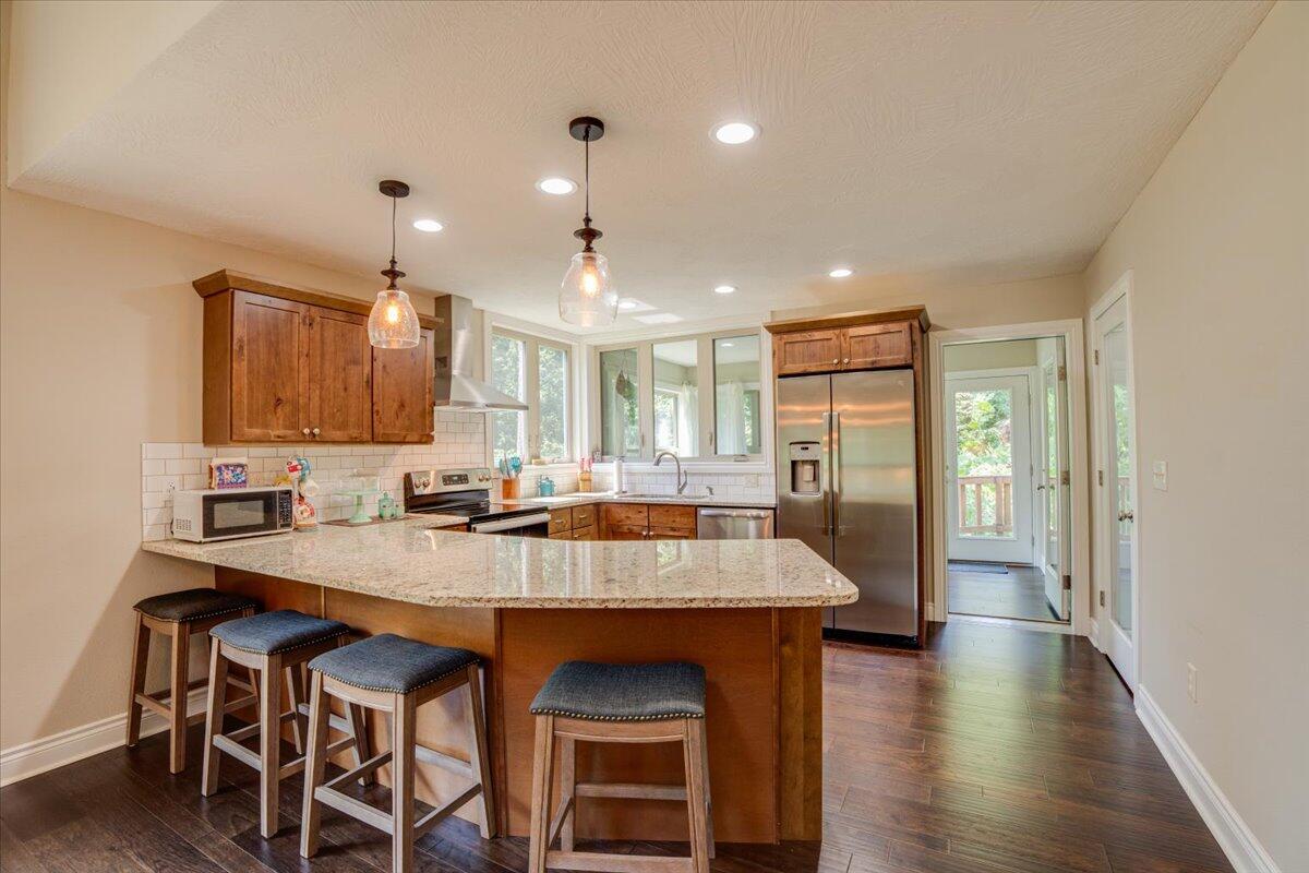 1069 Peace In Valley Road Property Photo 12