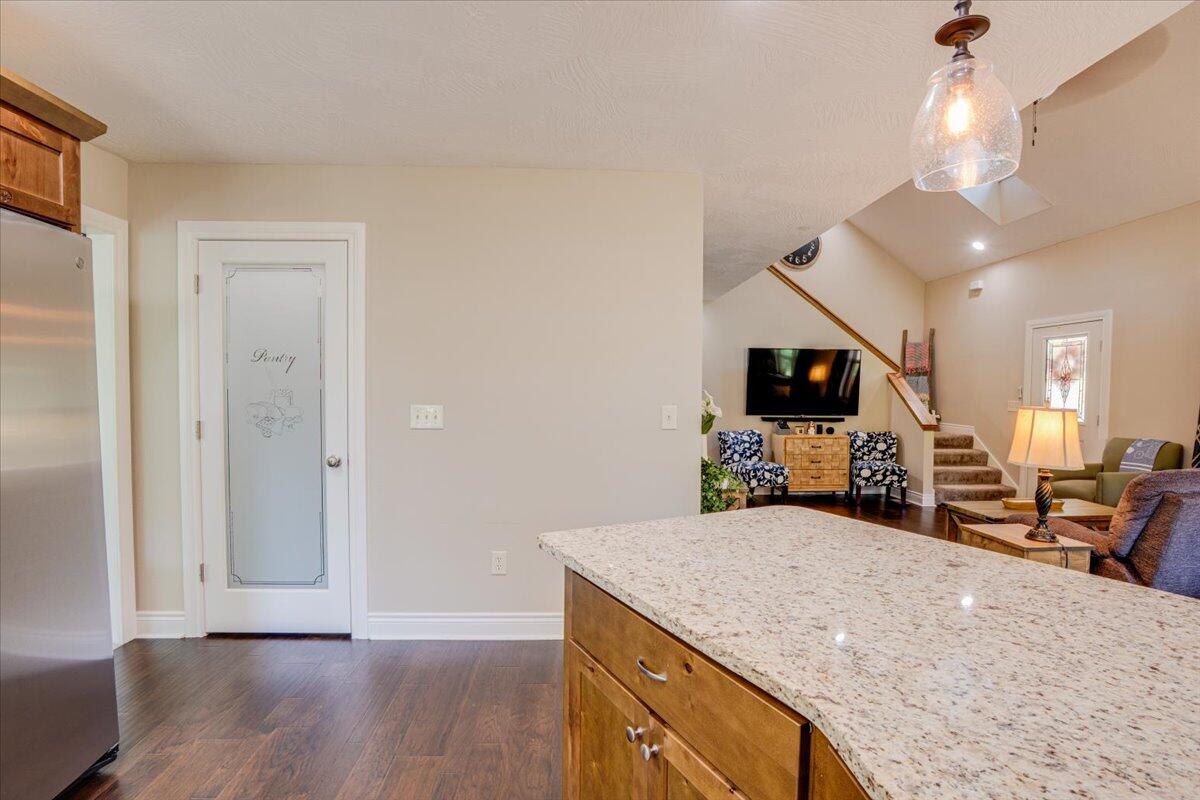 1069 Peace In Valley Road Property Photo 17