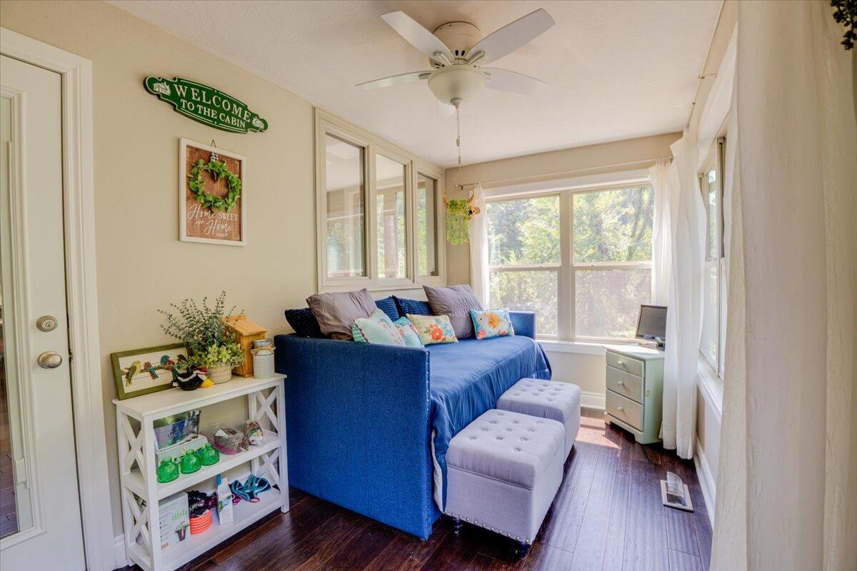 1069 Peace In Valley Road Property Photo 18