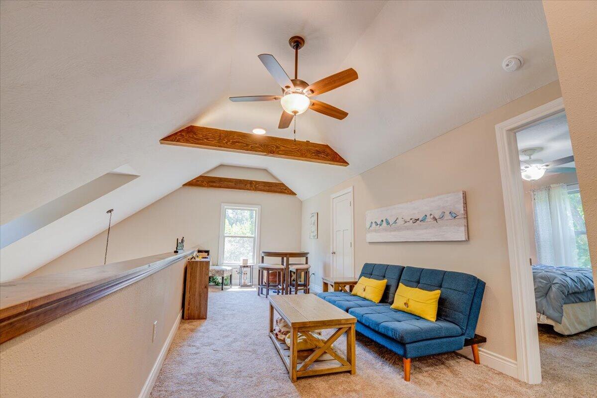 1069 Peace In Valley Road Property Photo 33